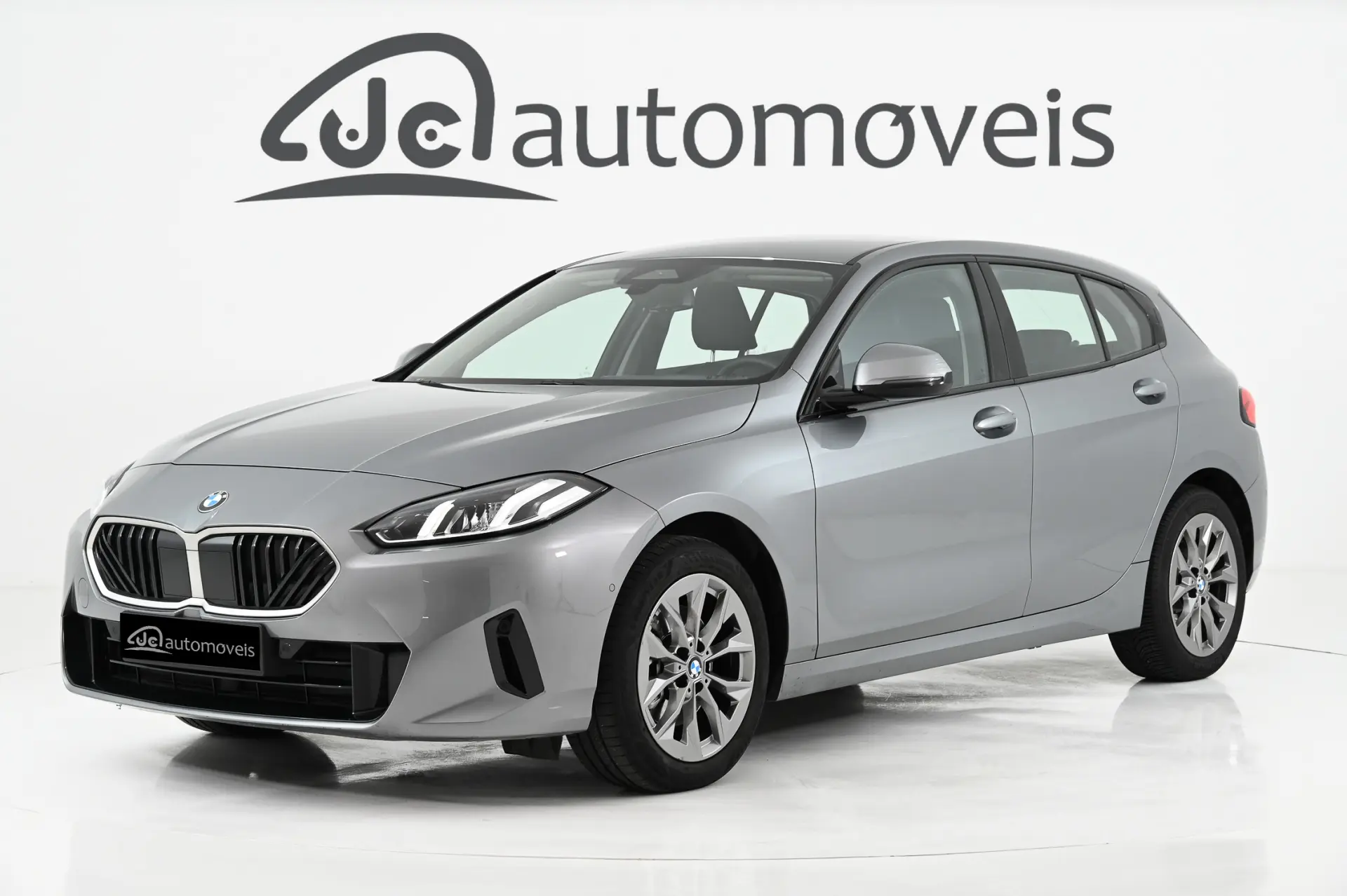 BMW 116 Standard 12