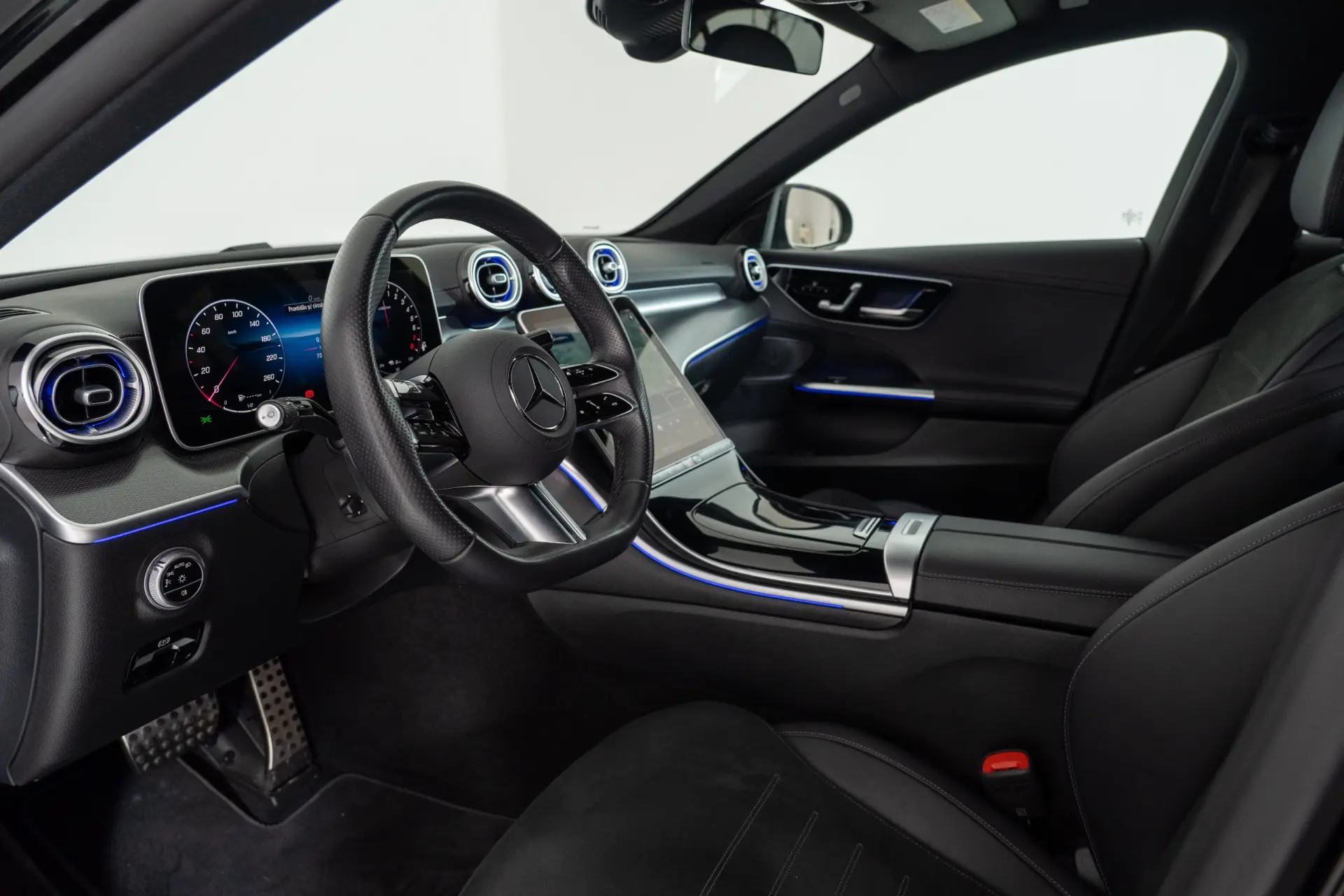 Mercedes-Benz C 300 e AMG Line 29