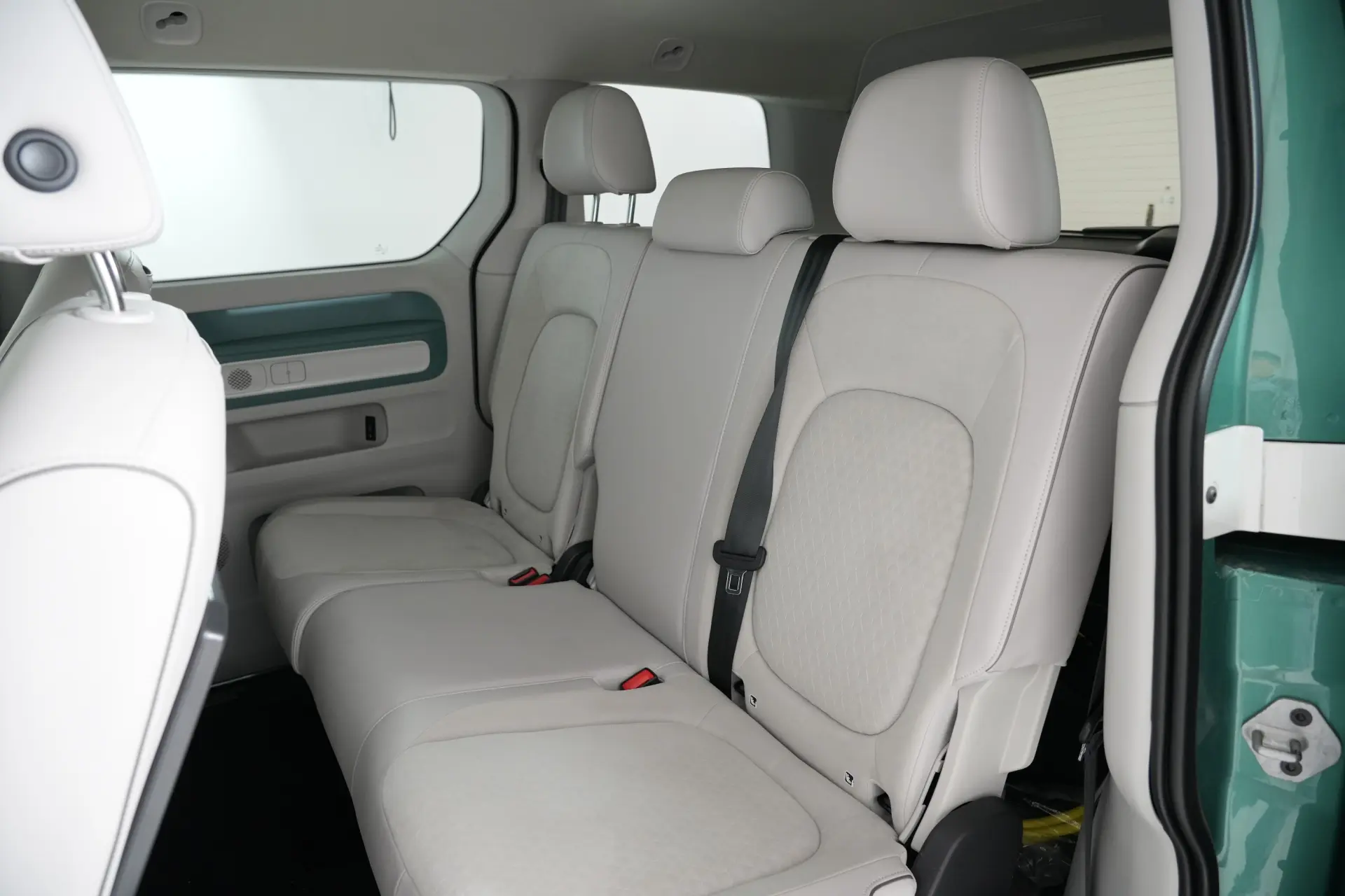Volkswagen ID.Buzz Pro 41