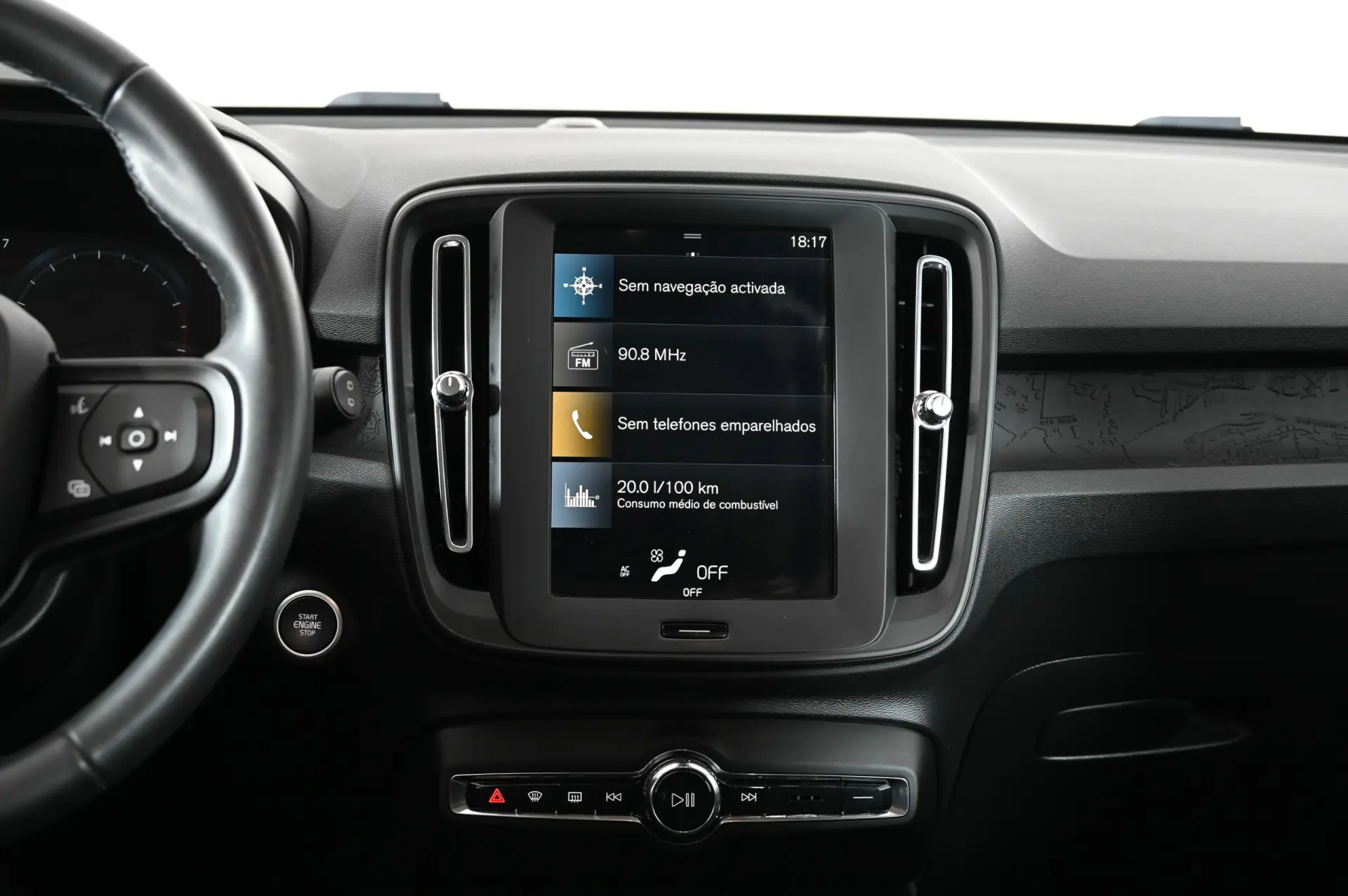 Volvo XC 40 1.5 T2 Momentum 19