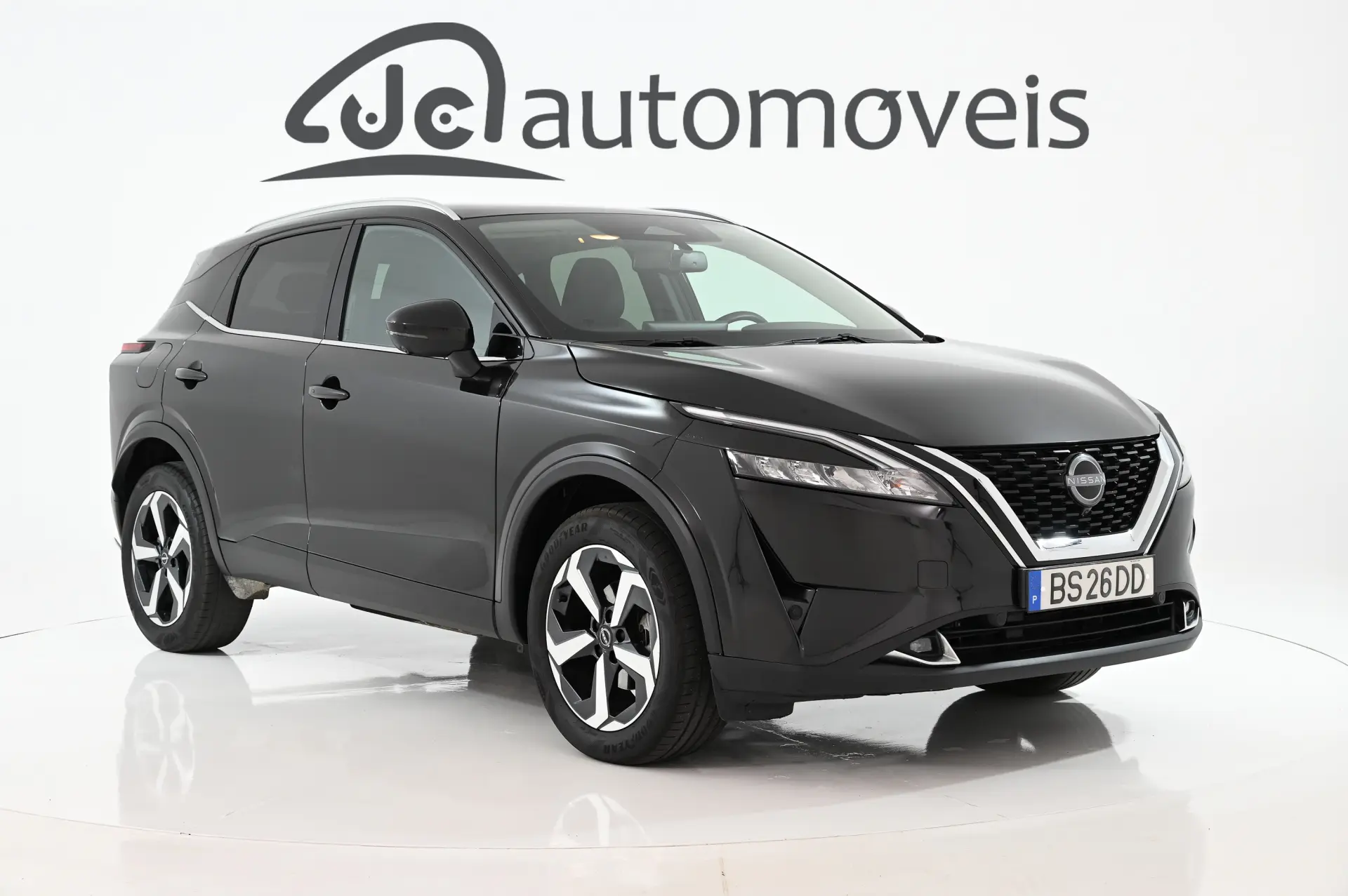 Nissan Qashqai 1.3 DIG-T N-Connecta 1