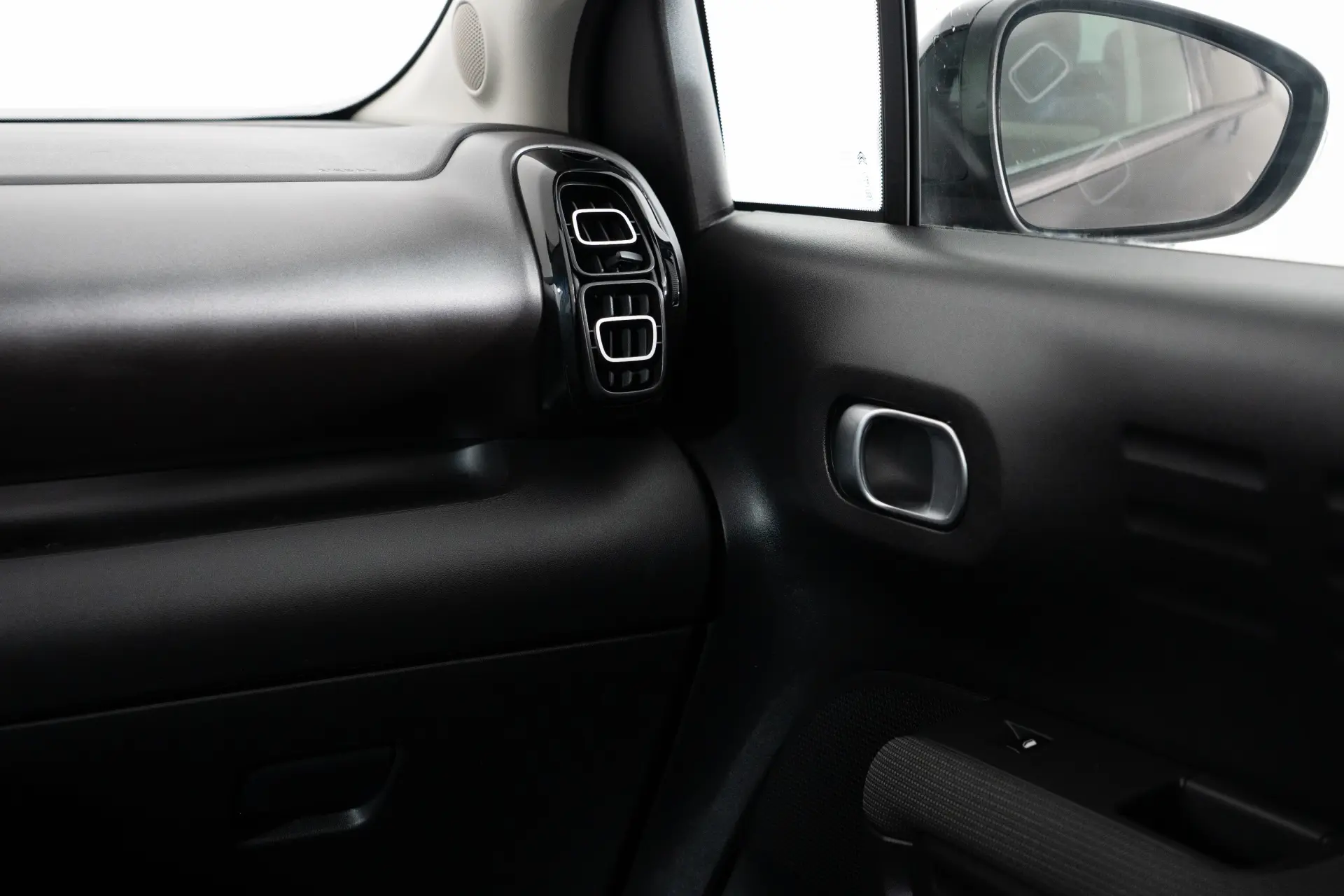 Citroen C3 Aircross Outro 28