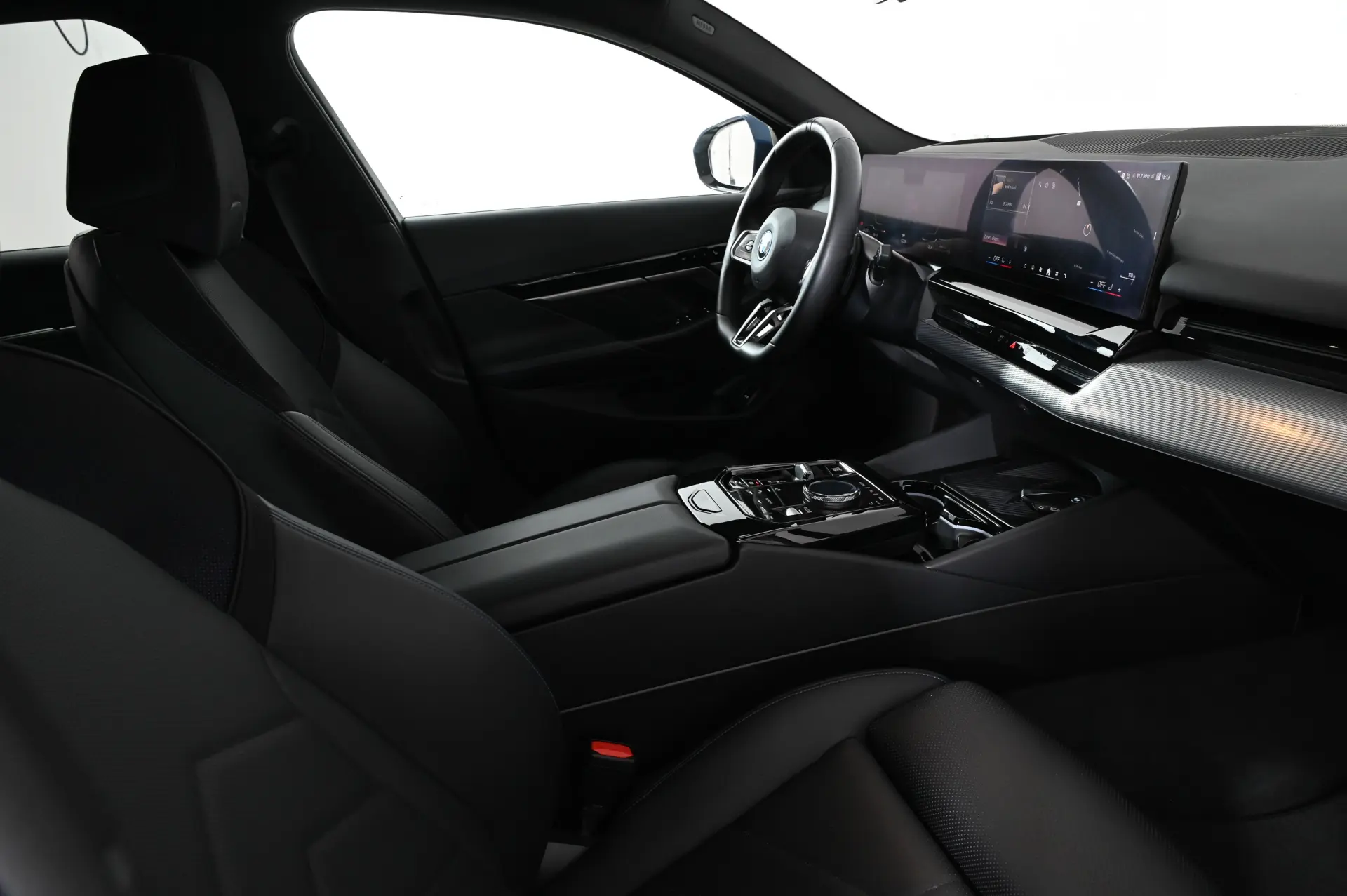 BMW 530 e Pack Desportivo M 35
