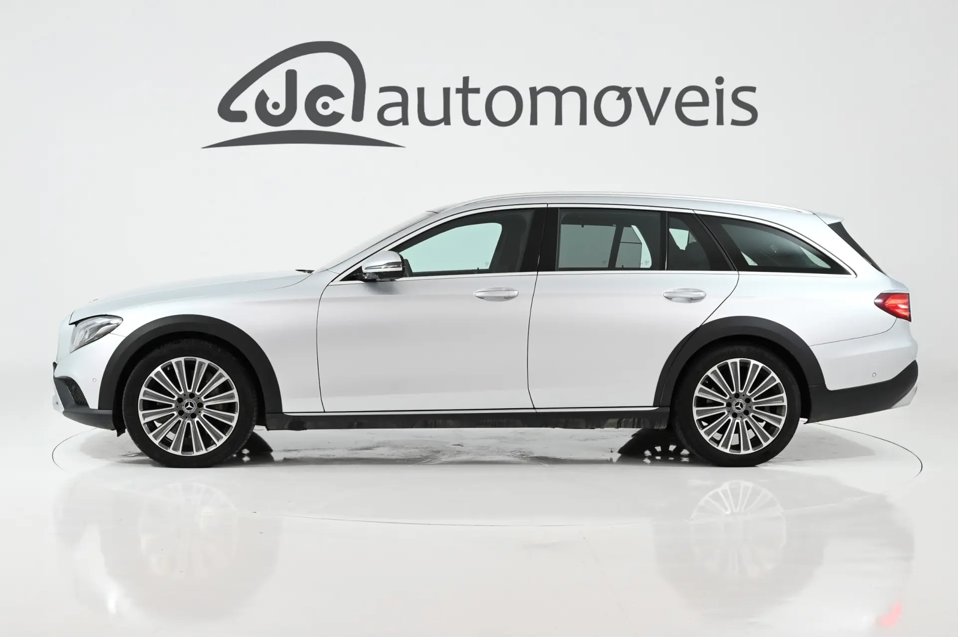 Mercedes-Benz E 400 d 4-Matic All Terrain Avantgarde 7