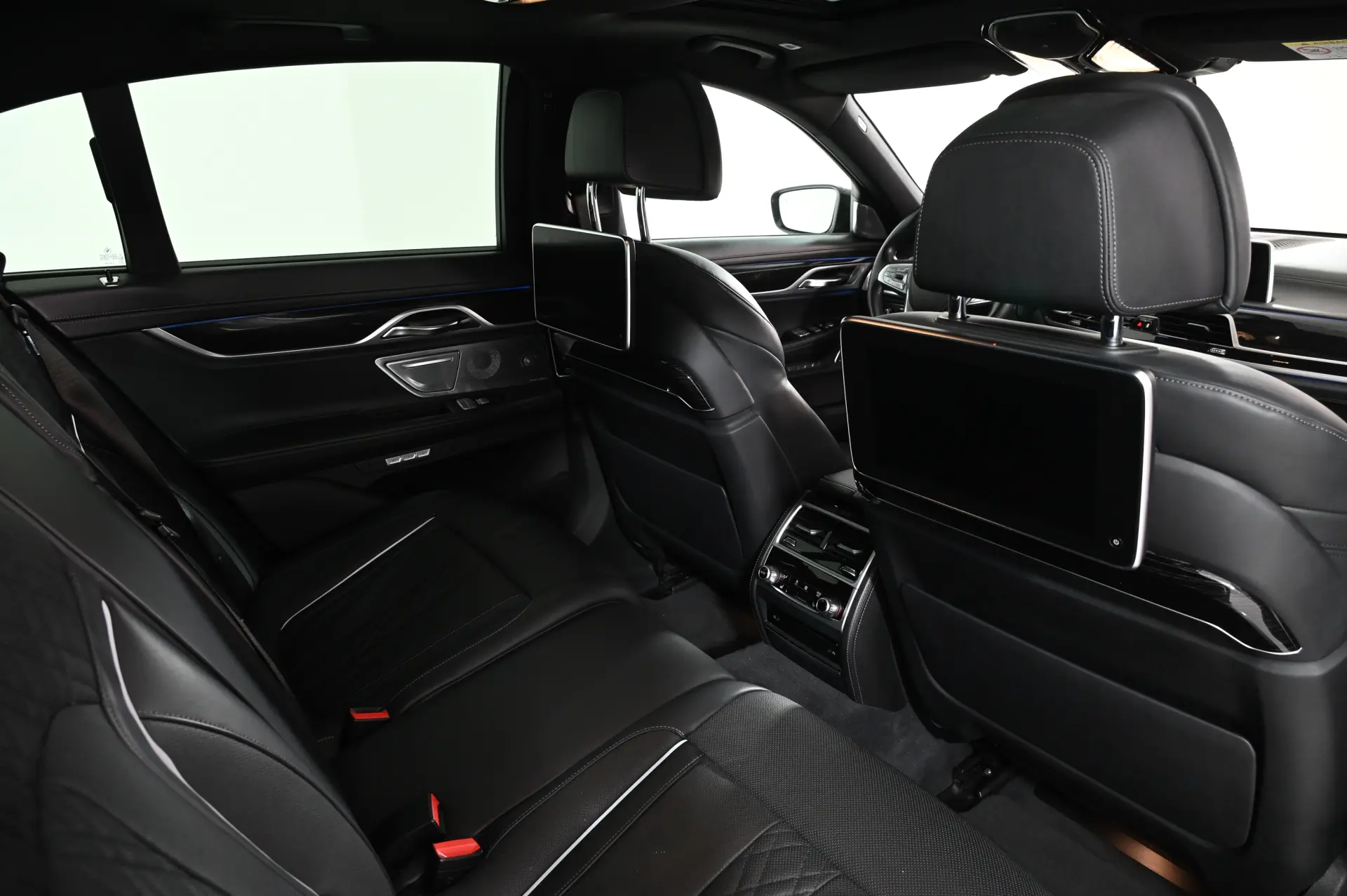 BMW 740 d xDrive Pack M Auto 25