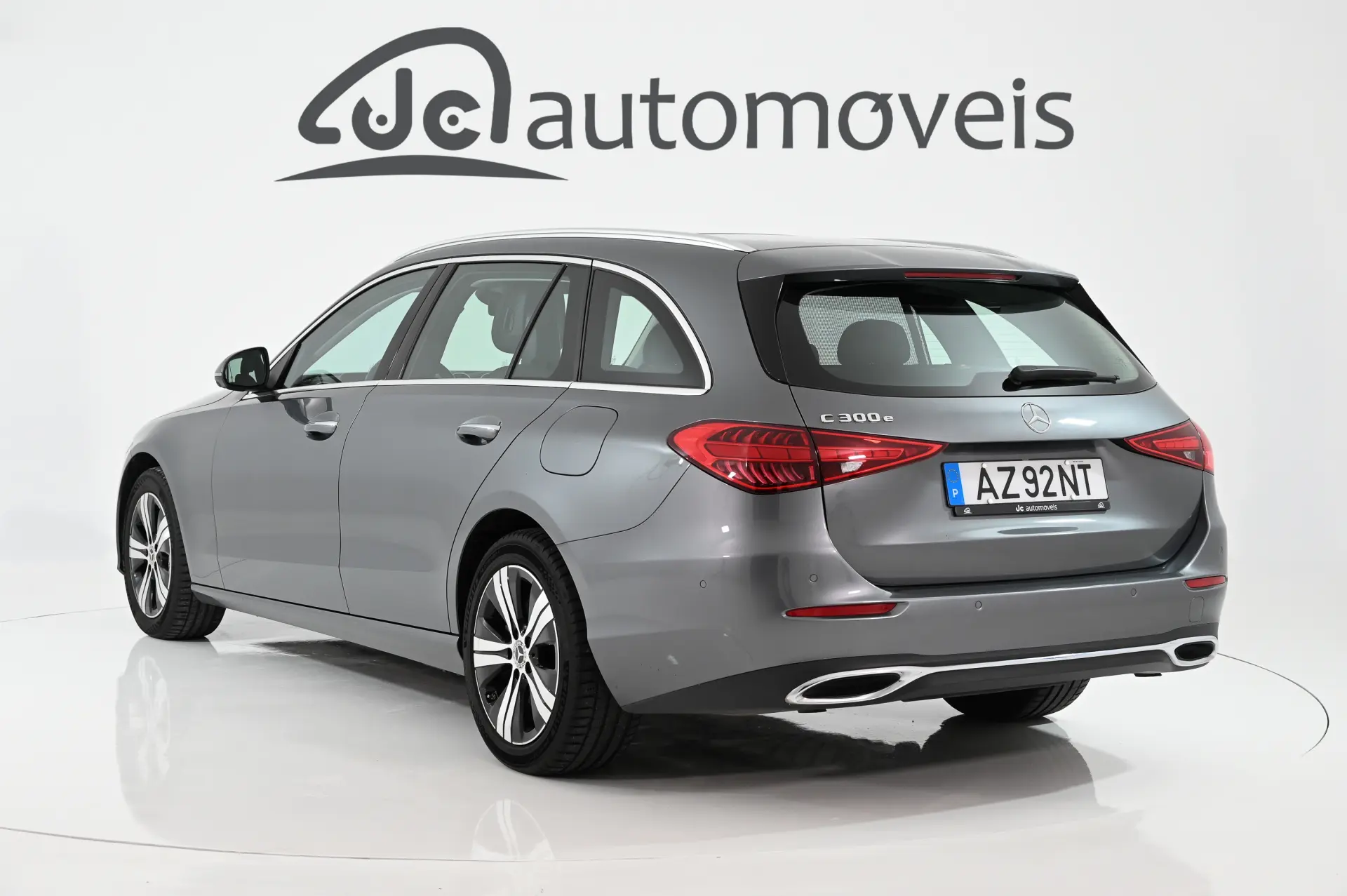 Mercedes-Benz C 300 e Avantgarde 2