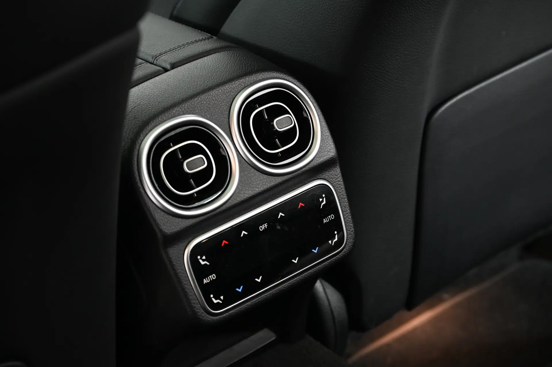 Mercedes-Benz C 300 d AMG Line 31