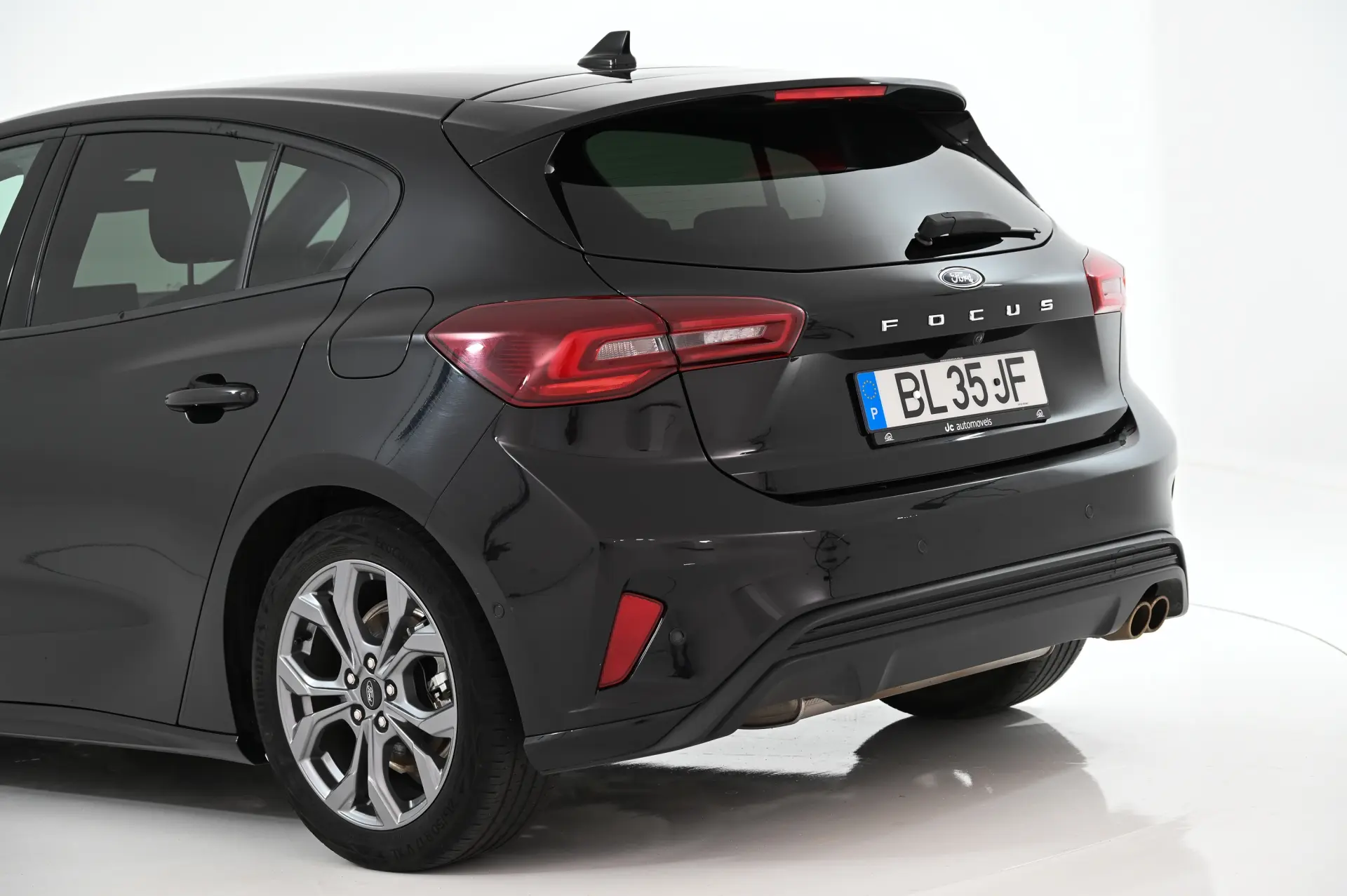 Ford Focus 1.0 EcoBoost MHEV ST-Line Aut. 8