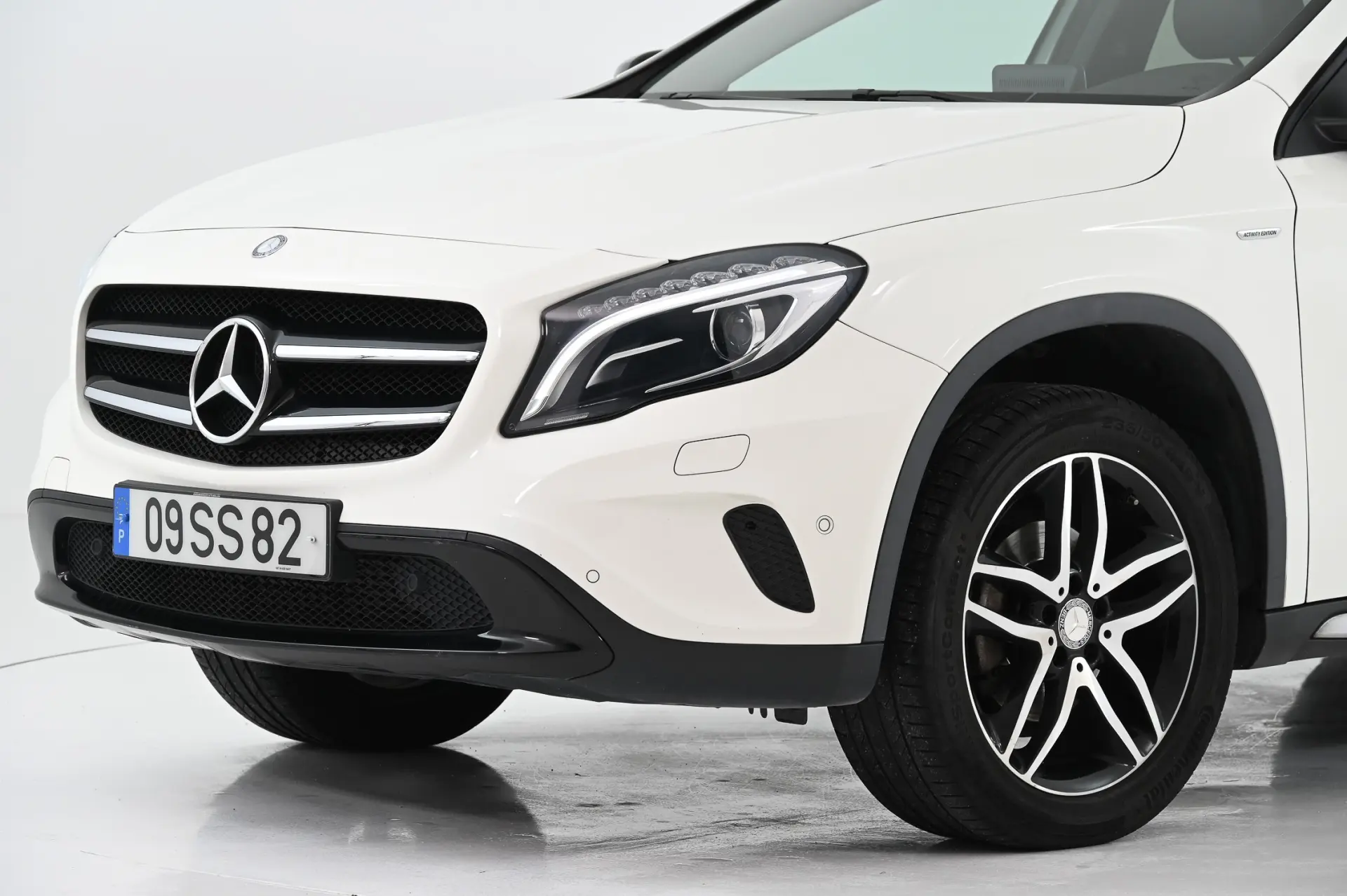 Mercedes-Benz GLA 180 d AMG Line 12
