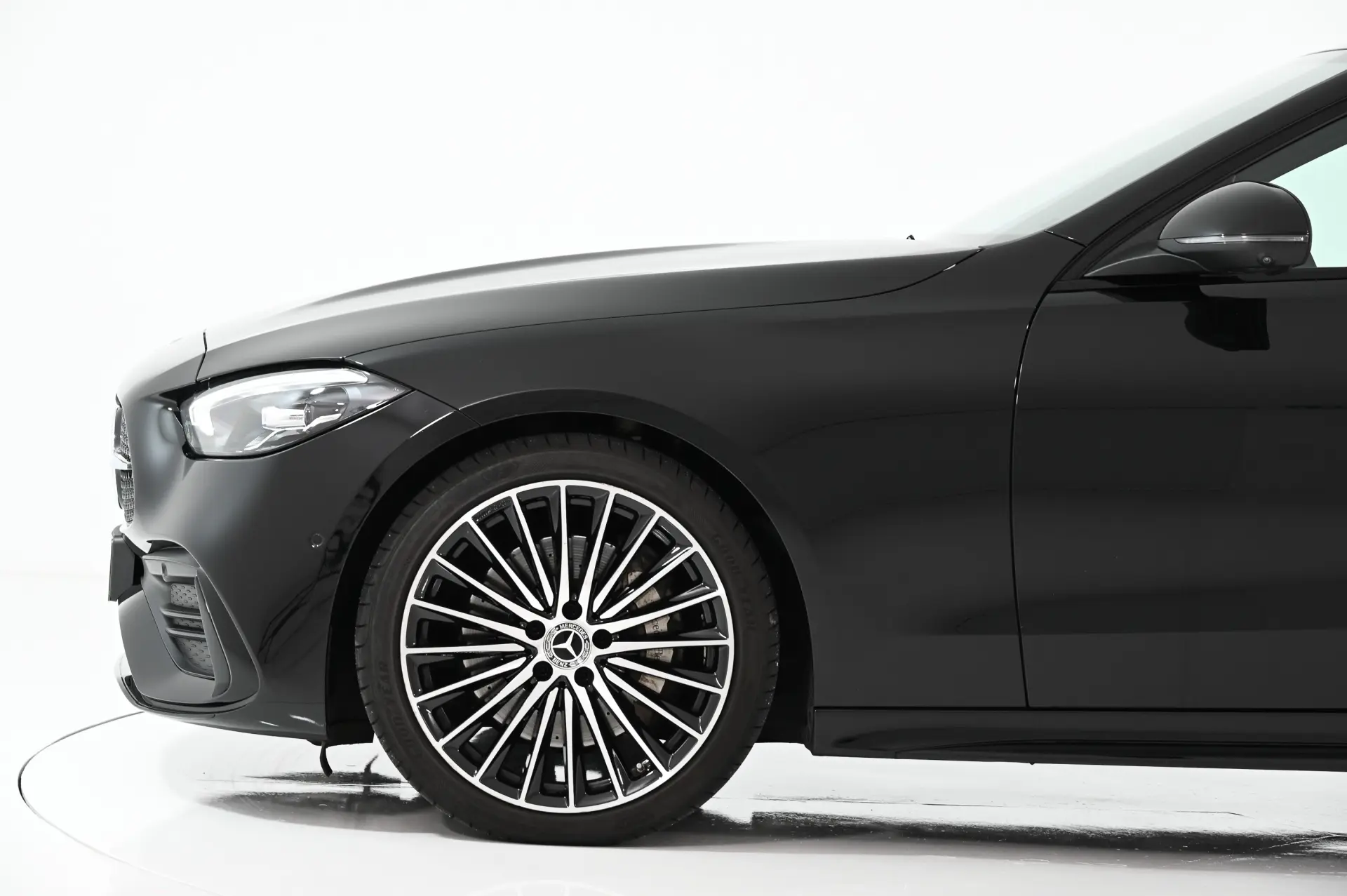 Mercedes-Benz C 300 d AMG Line 15