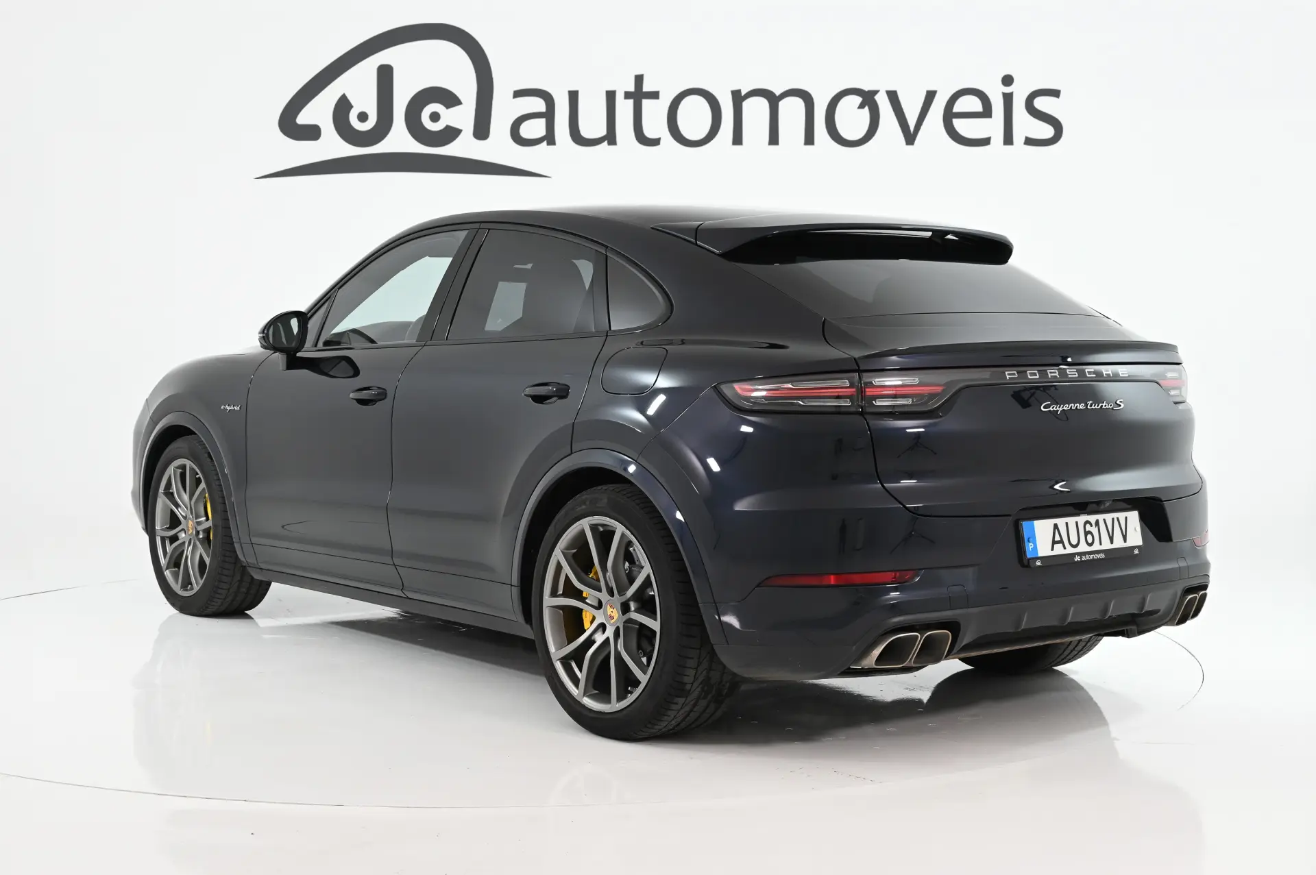 Porsche Cayenne Coupé Turbo S E-Hybrid 2