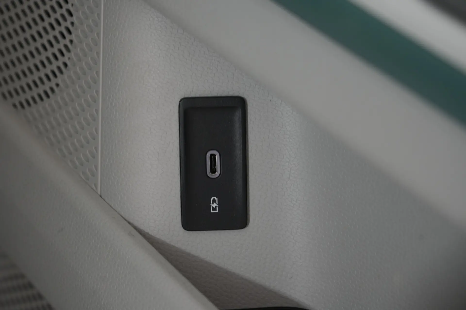 Volkswagen ID.Buzz Pro 47