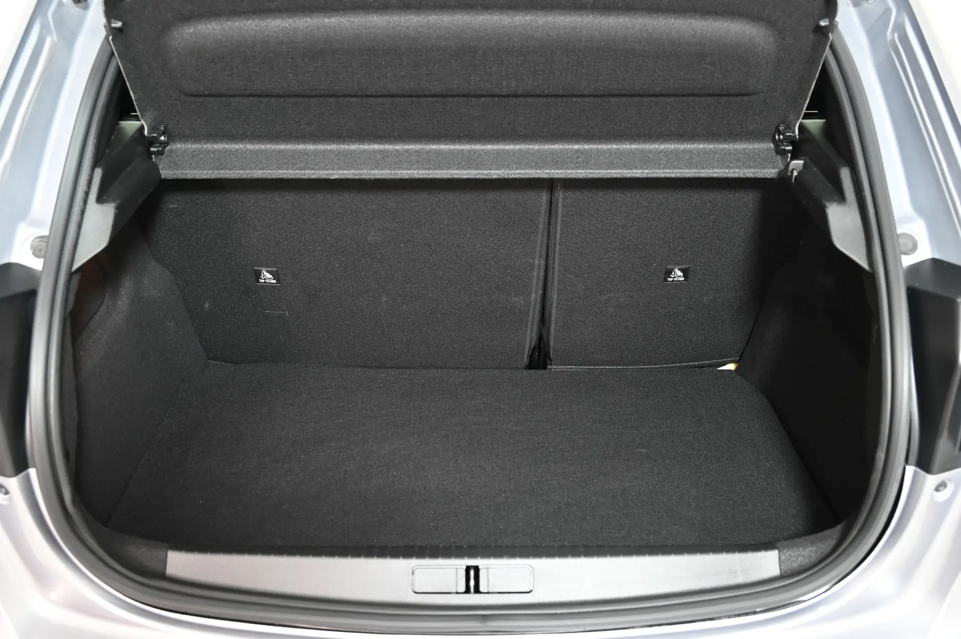 Peugeot e-208 50 kWh Active Pack 9