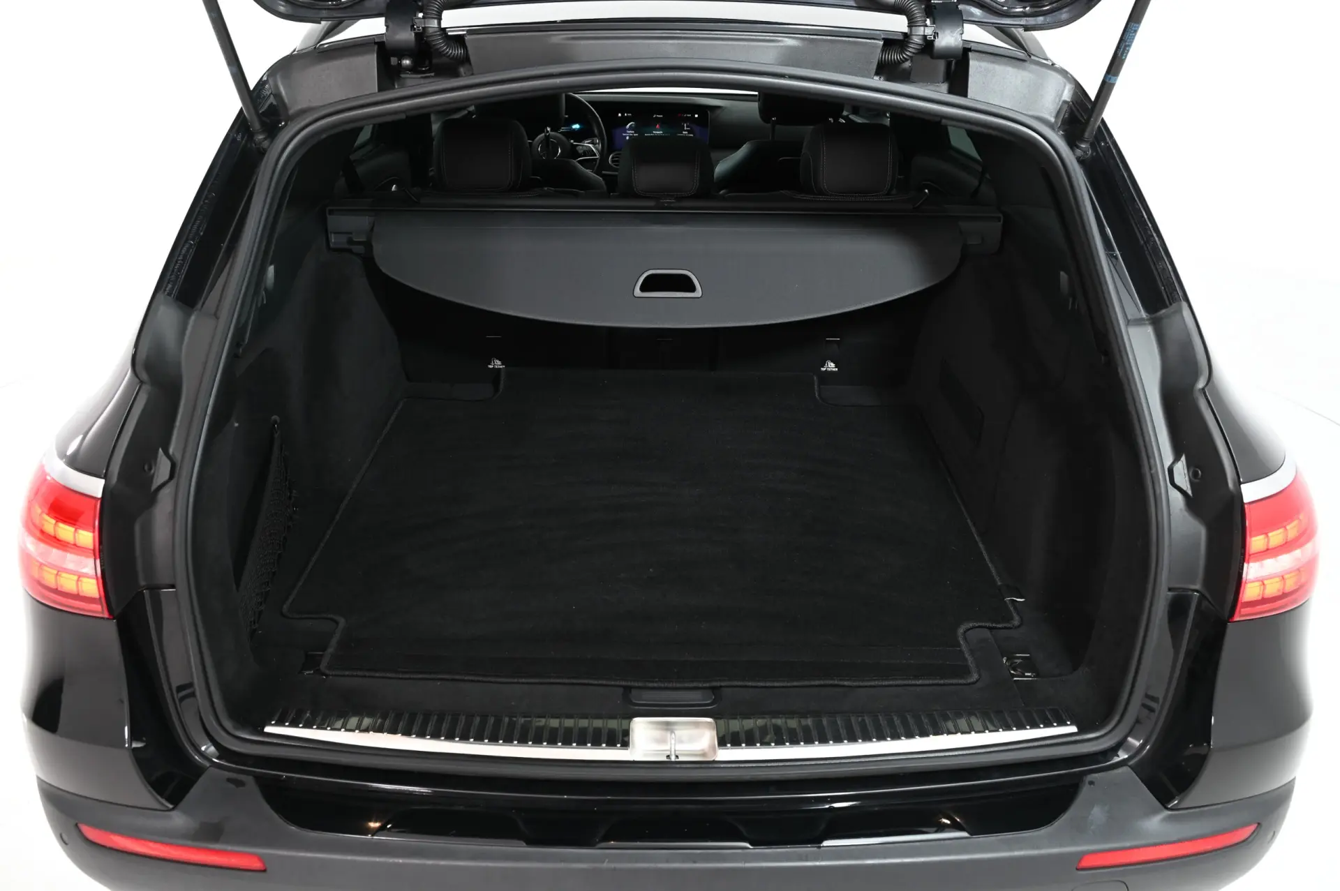 Mercedes-Benz E 220 d 4-Matic All Terrain Avantgarde 9