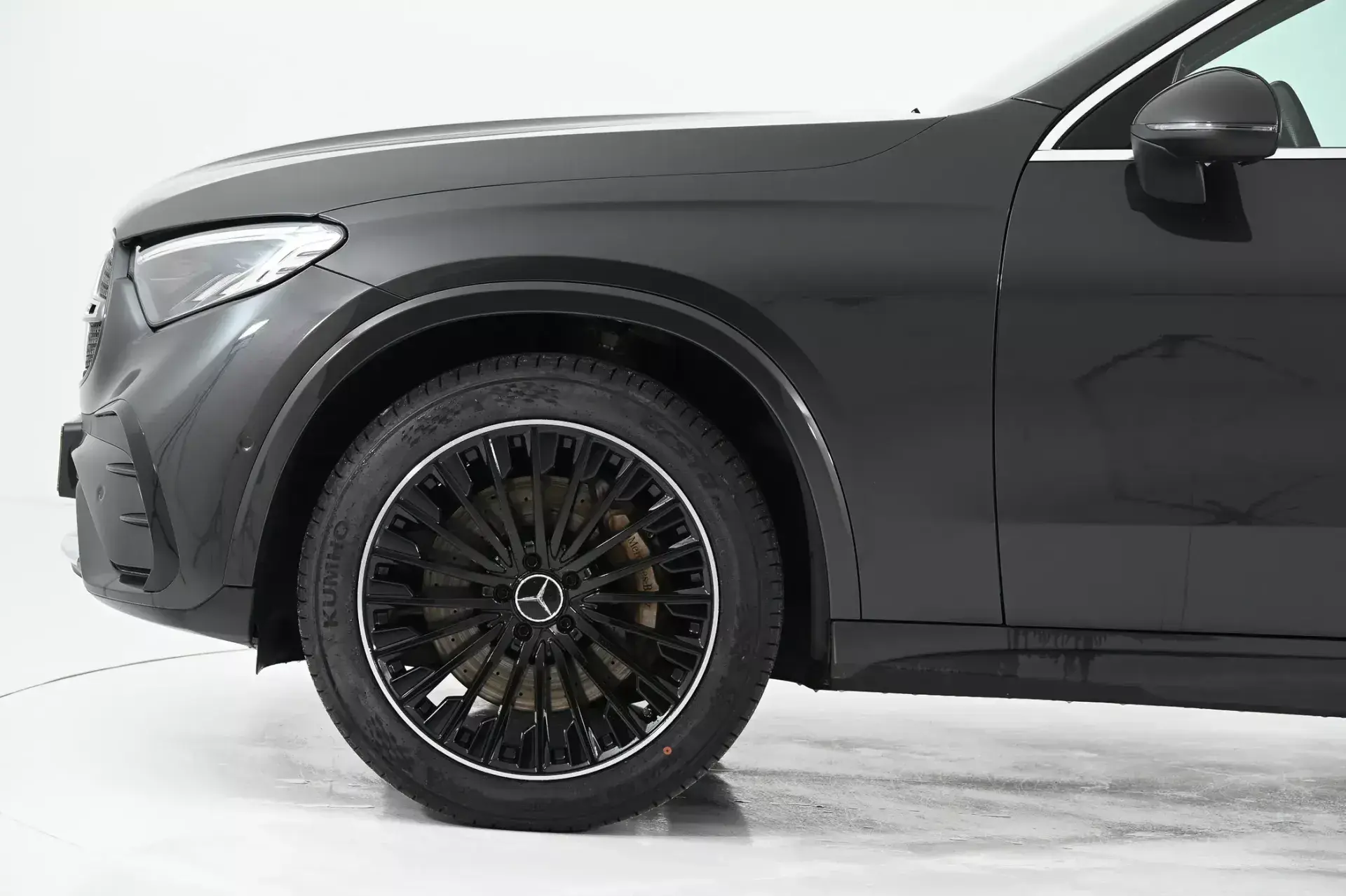 Mercedes-Benz GLC 300 de 4Matic 12
