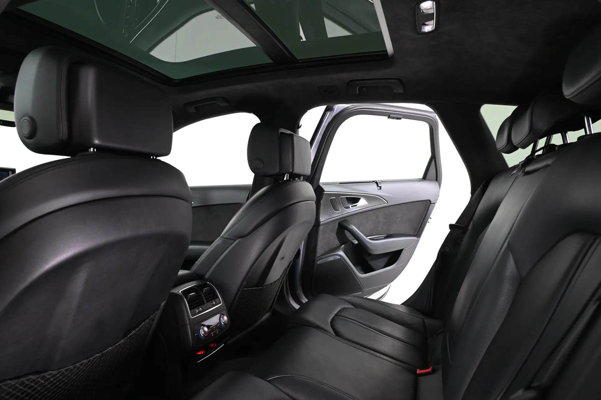 Audi RS6 Avant 4.0 TFSi Plus quattro Tiptronic 30