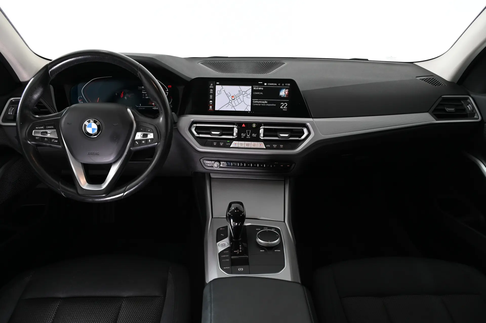 BMW 318 d Auto 3