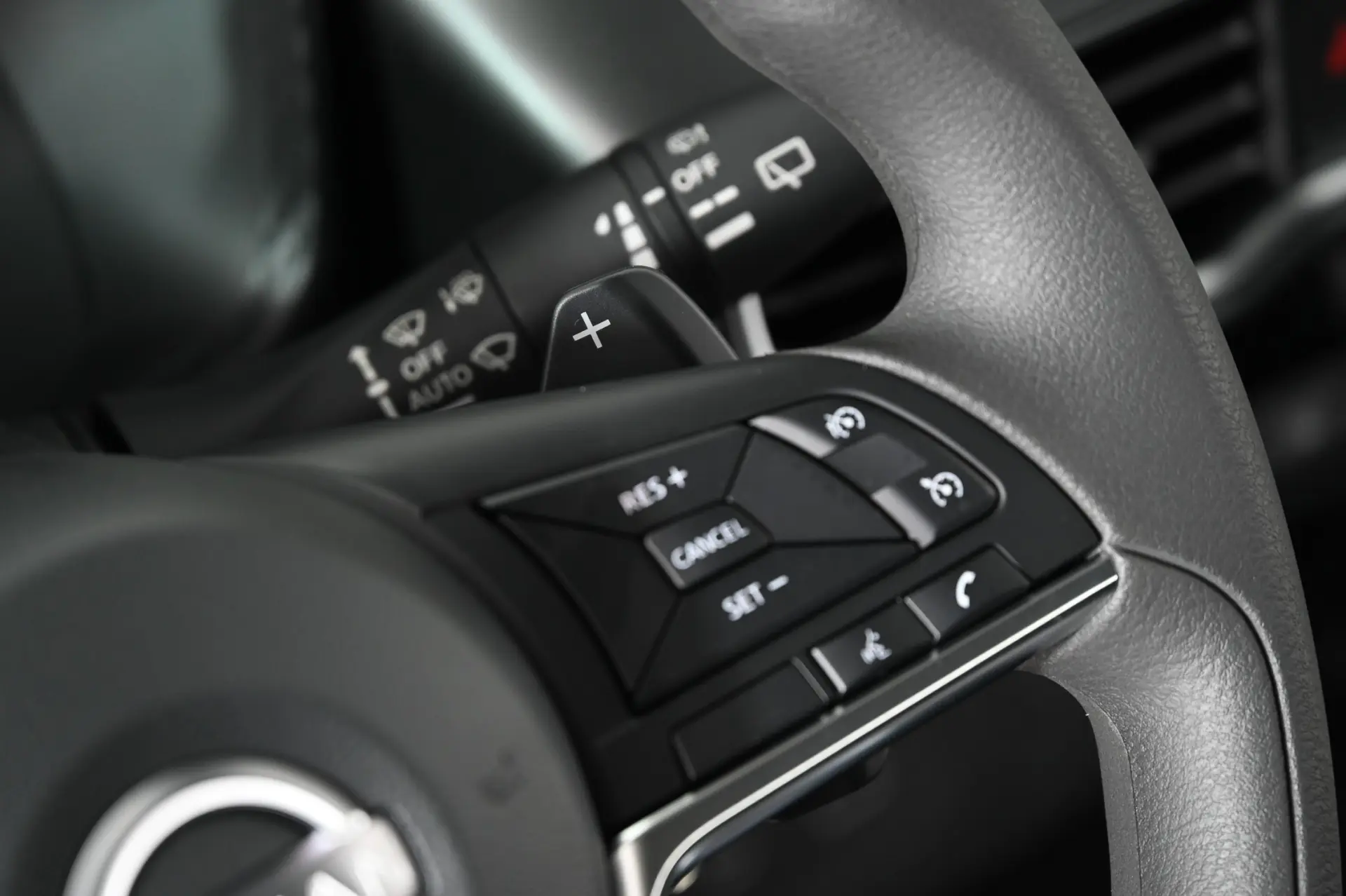 Nissan Juke 1.0 DIG-T N-Connecta DCT 22