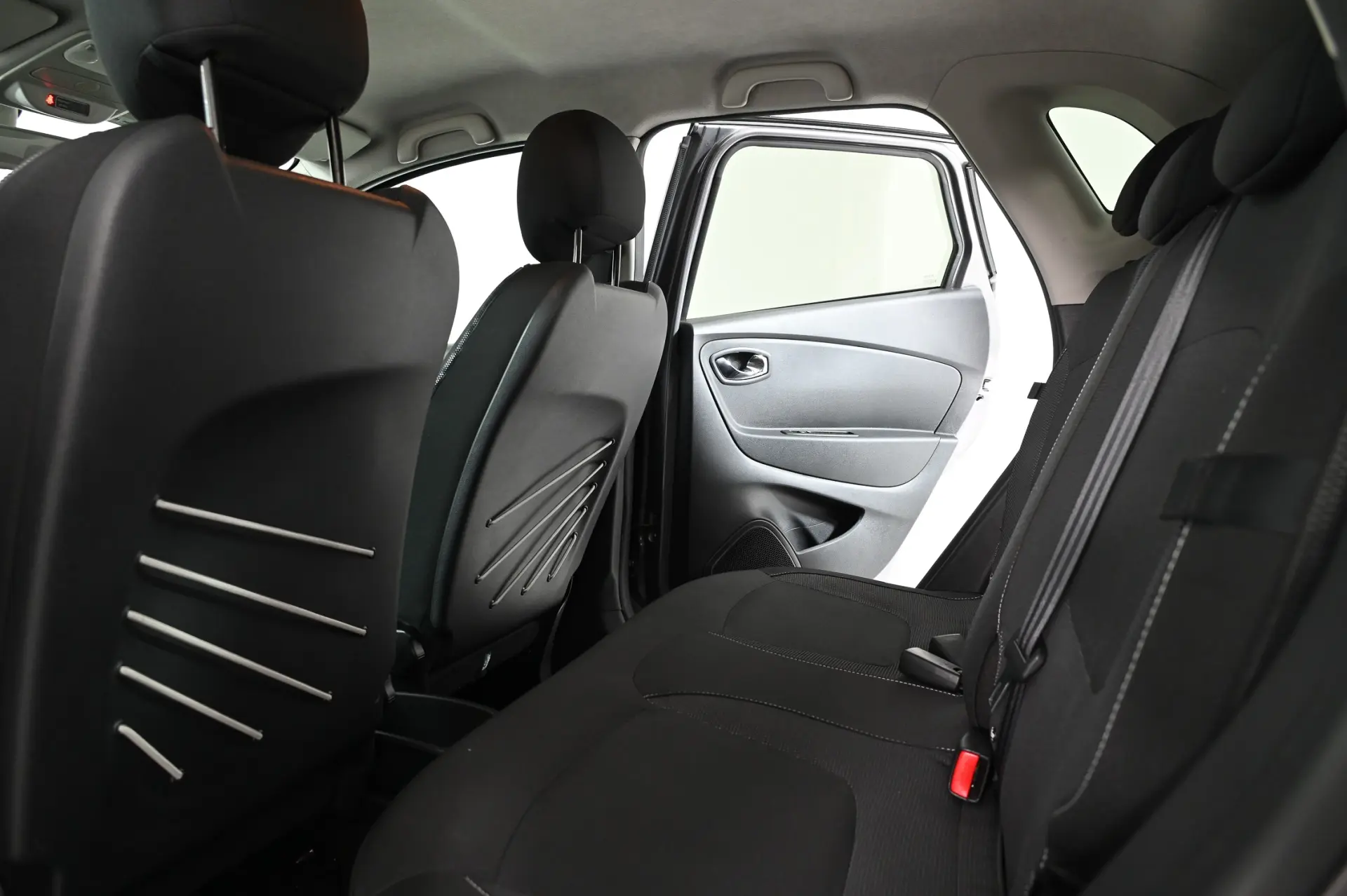 Renault Captur 0.9 TCE Exclusive 27