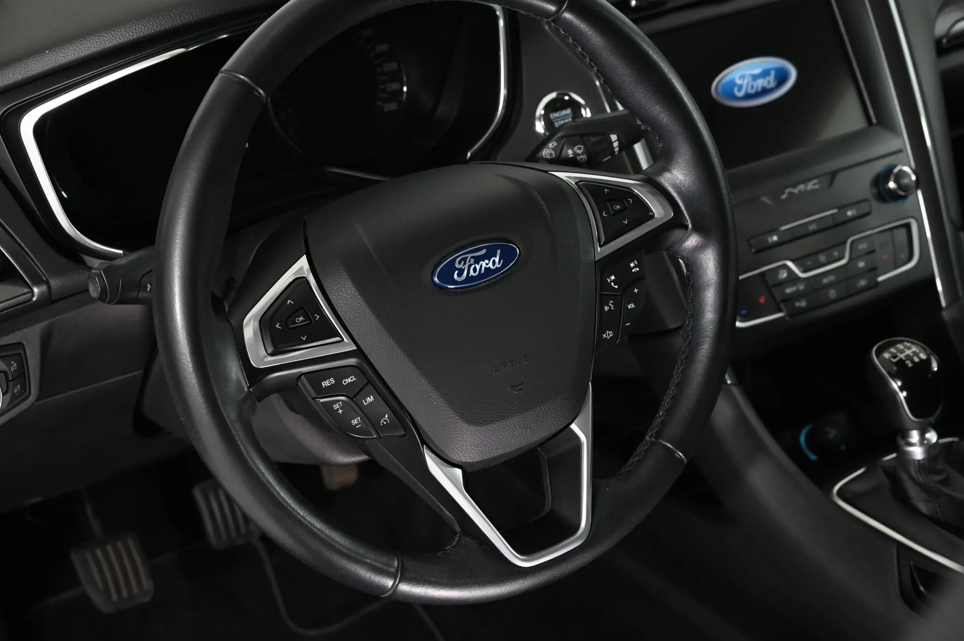 Ford Mondeo 2.0 TDCi Titanium 17