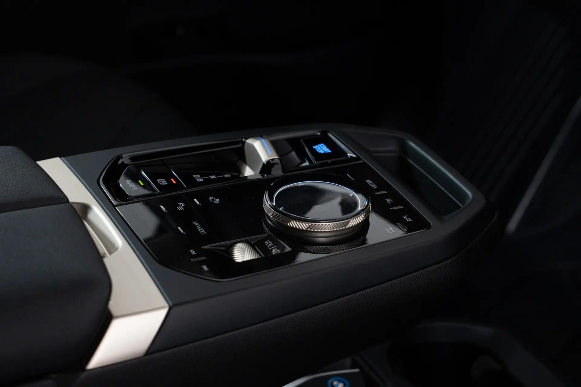 BMW iX xDrive 40 26