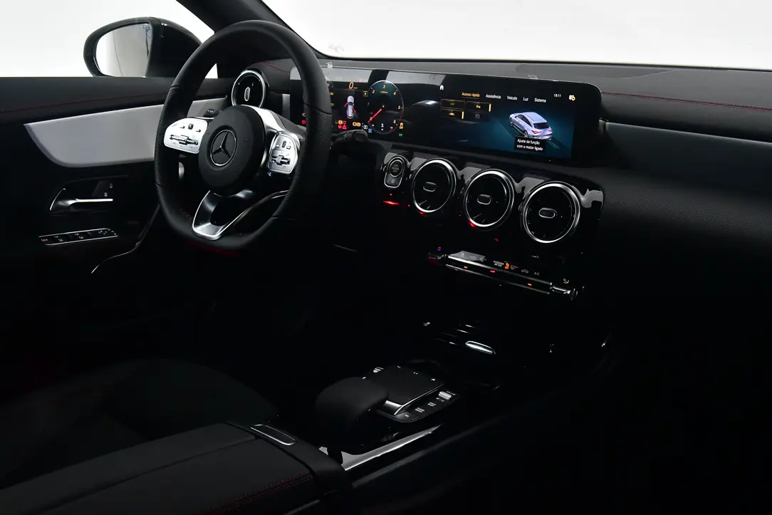 Mercedes-Benz CLA 180 d Shooting Brake AMG Line Aut. 3