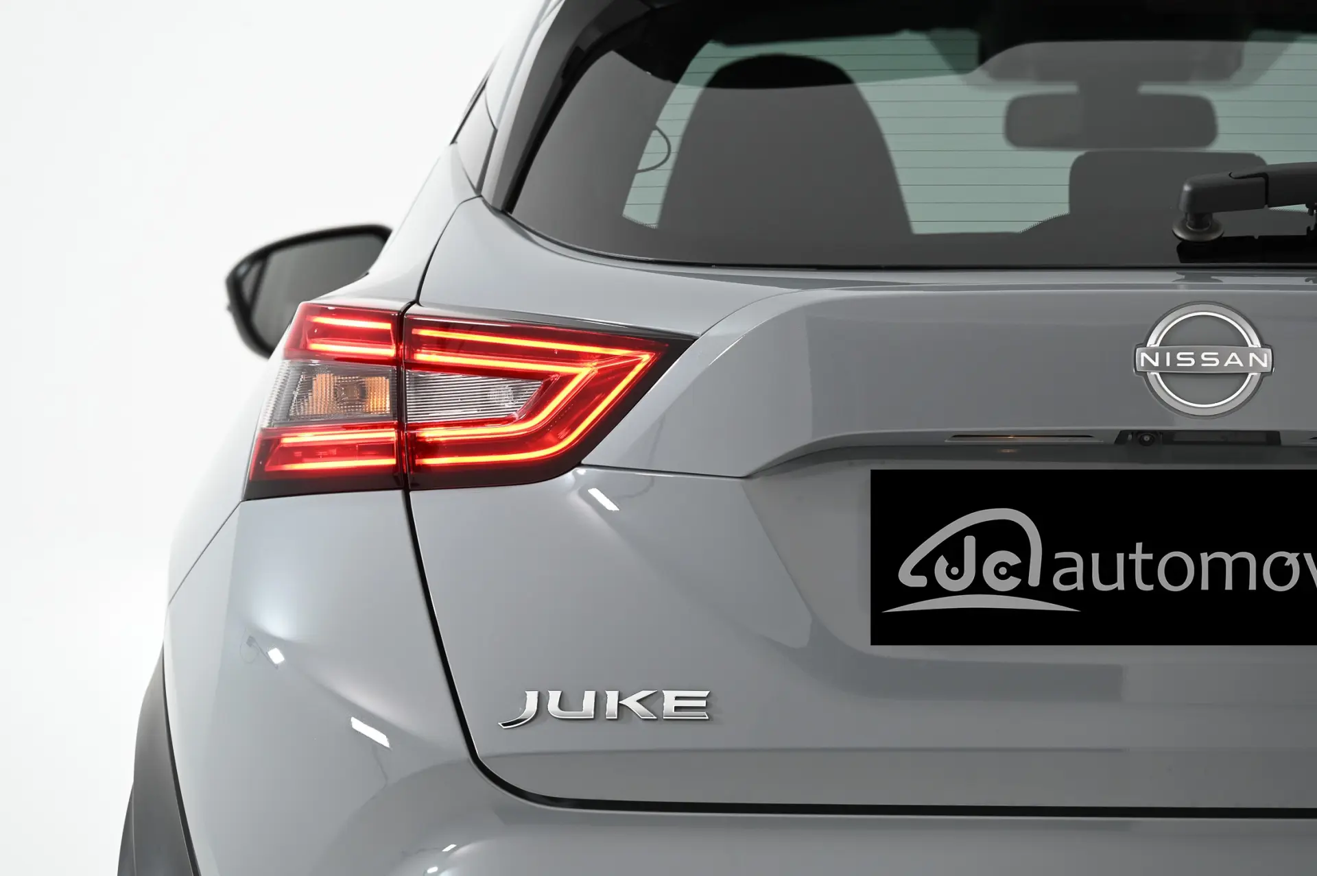 Nissan Juke 1.0 DIG-T N-Connecta DCT 9