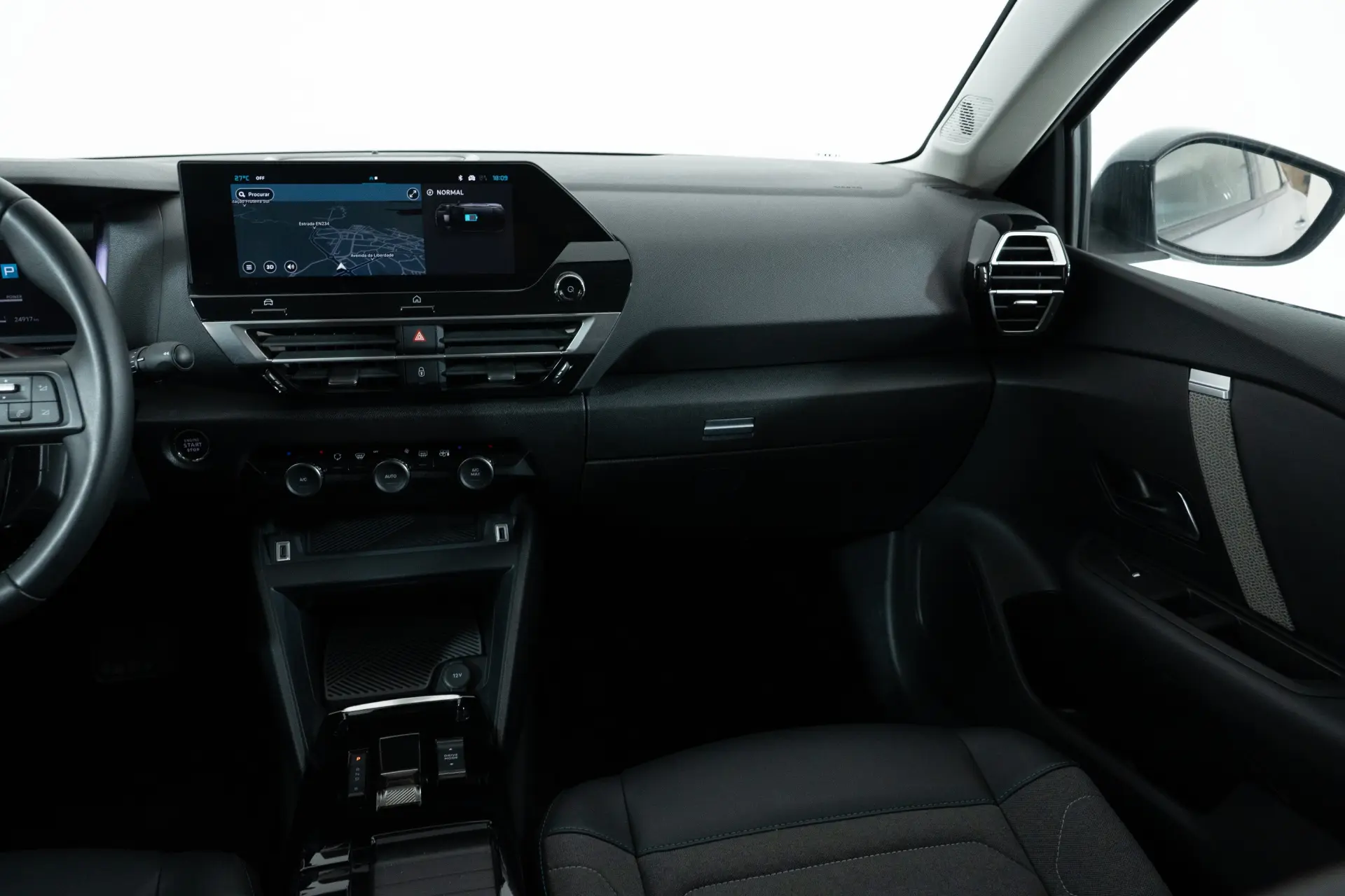 Citroen e-C4 50 kWh Autonomia Conforto Plus 17
