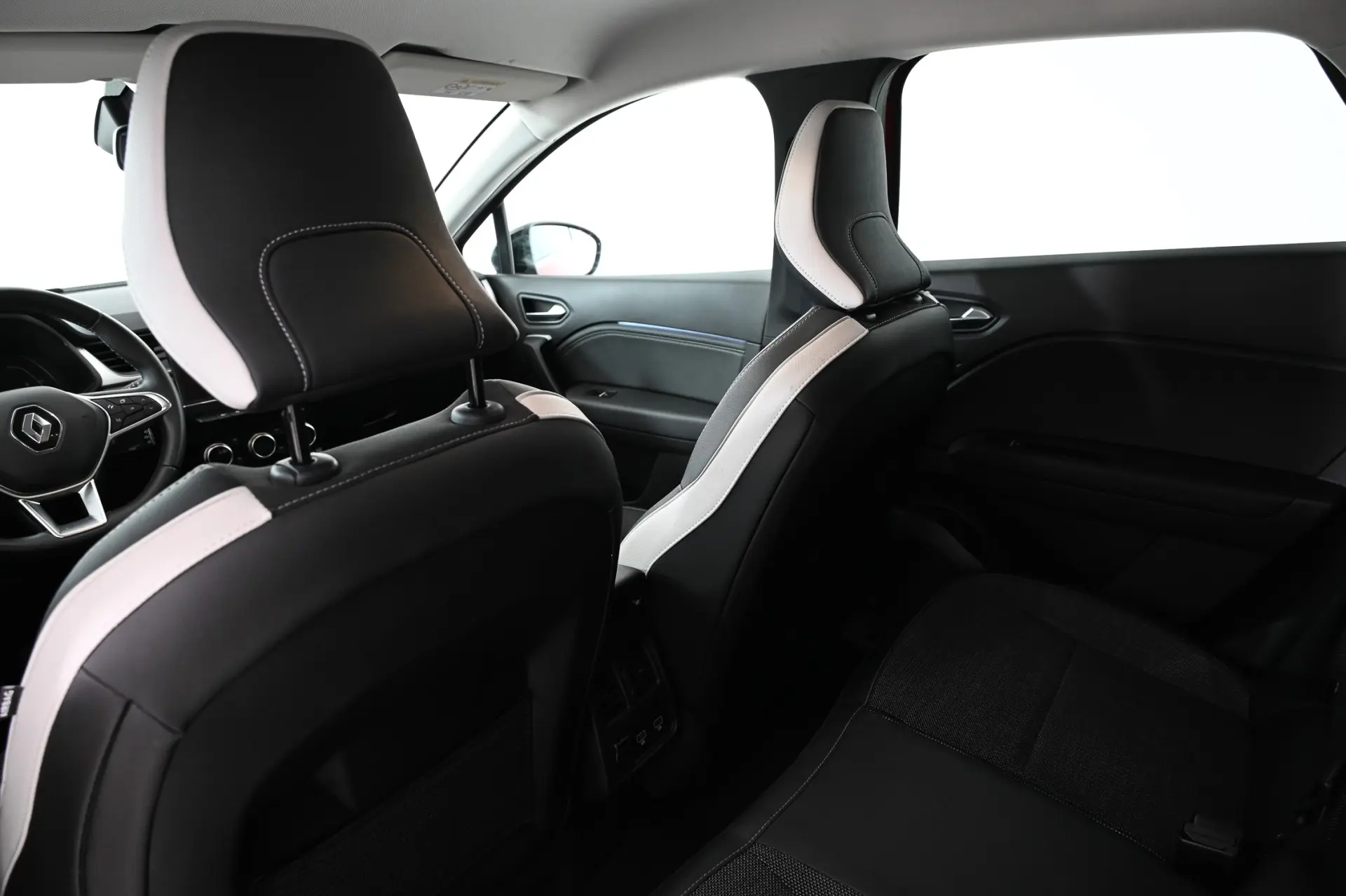 Renault Captur 1.0 TCe Exclusive 27