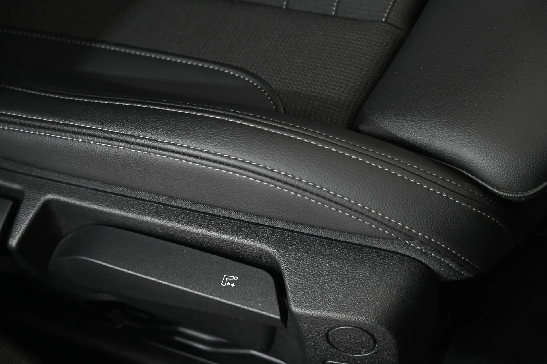 BMW 320 e Auto 37