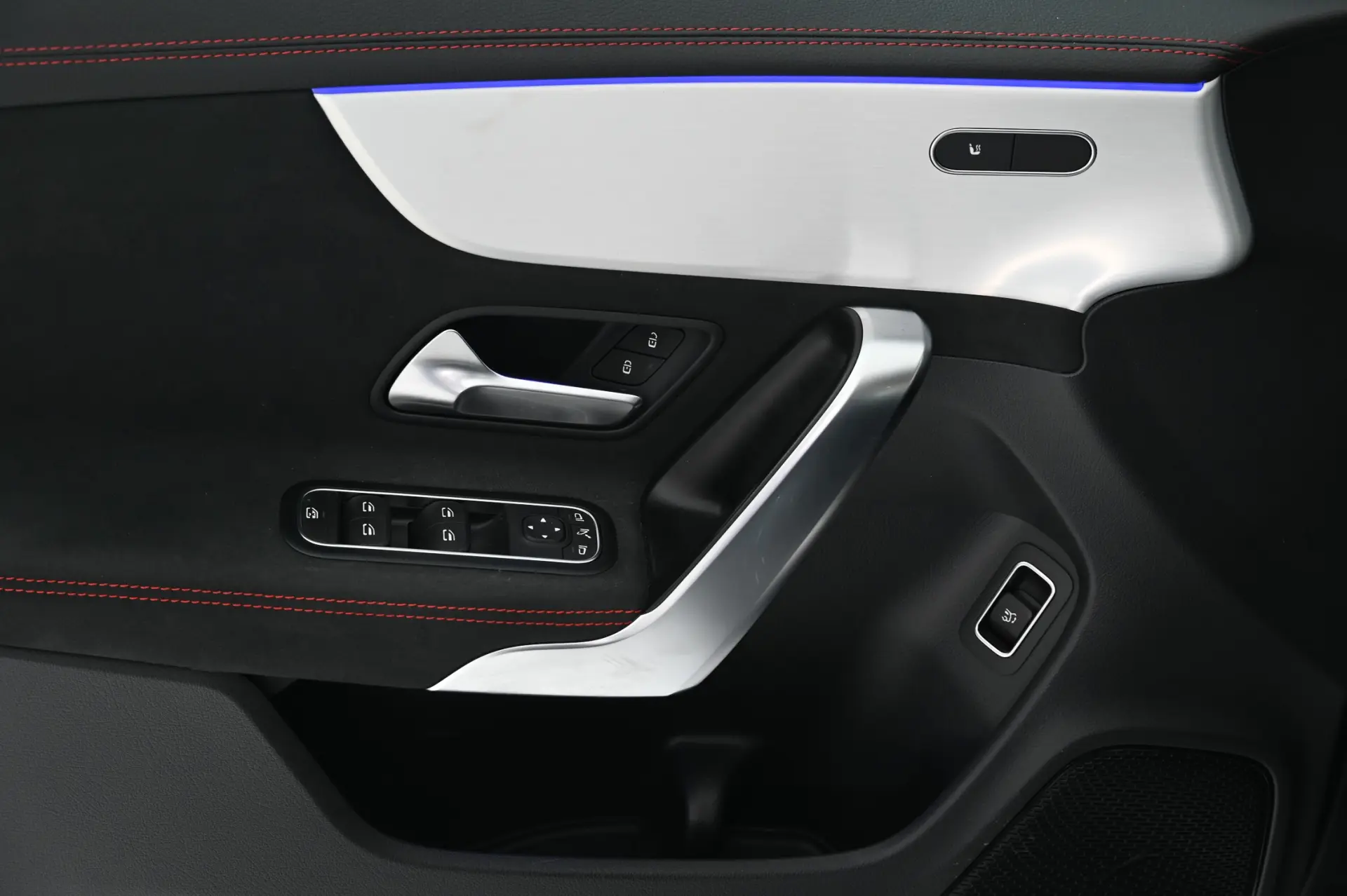 Mercedes-Benz CLA 200 d Shooting Brake AMG Line Aut. 21