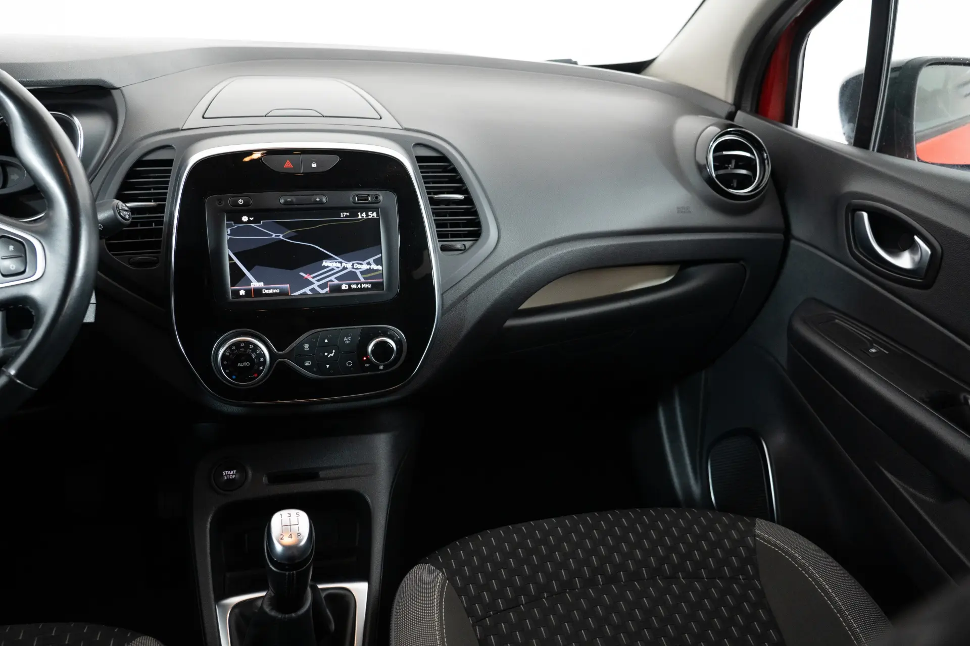 Renault Captur Outro 21
