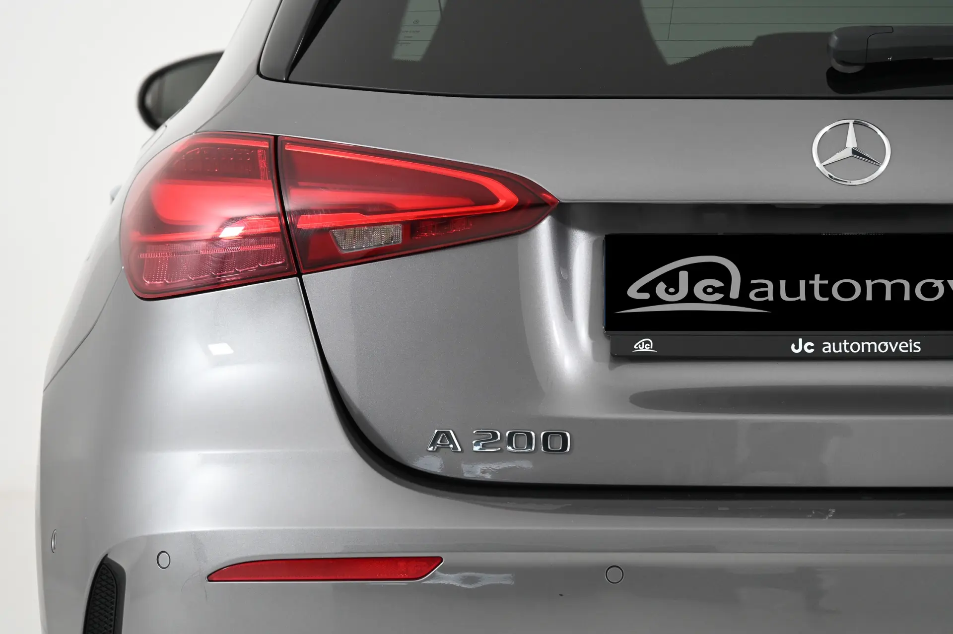 Mercedes-Benz A 200 Outro 12