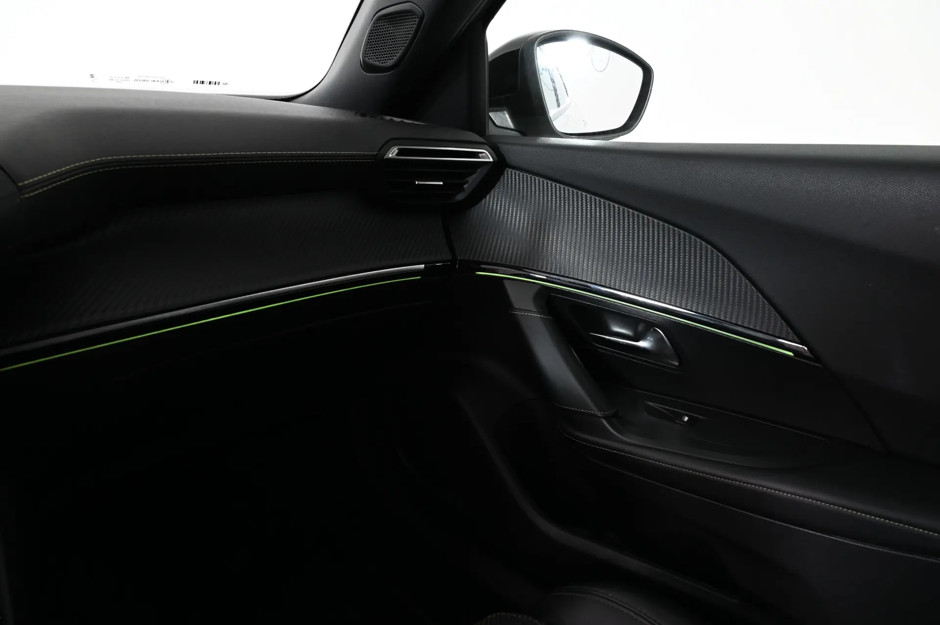 Peugeot 2008 1.2 PureTech GT EAT8 28