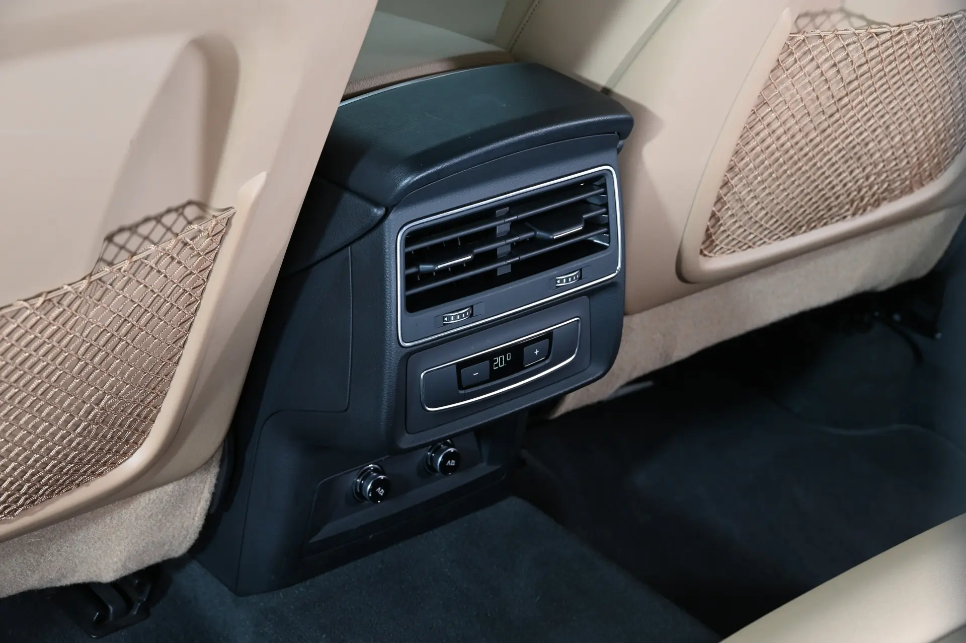 Audi Q8 55 TFSIe quattro Tiptronic 40