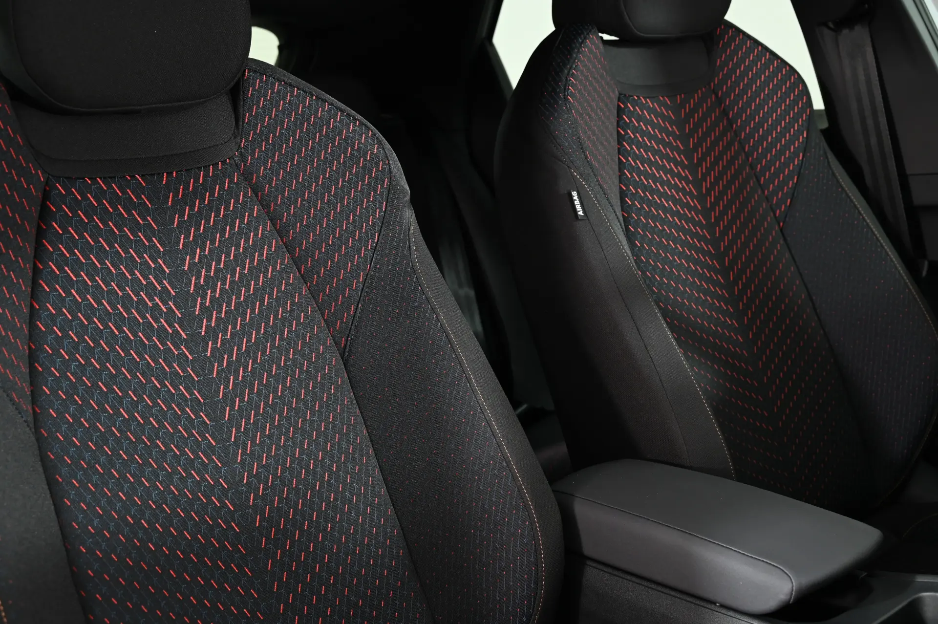 Cupra Raval 38.5 kWh Plus 27