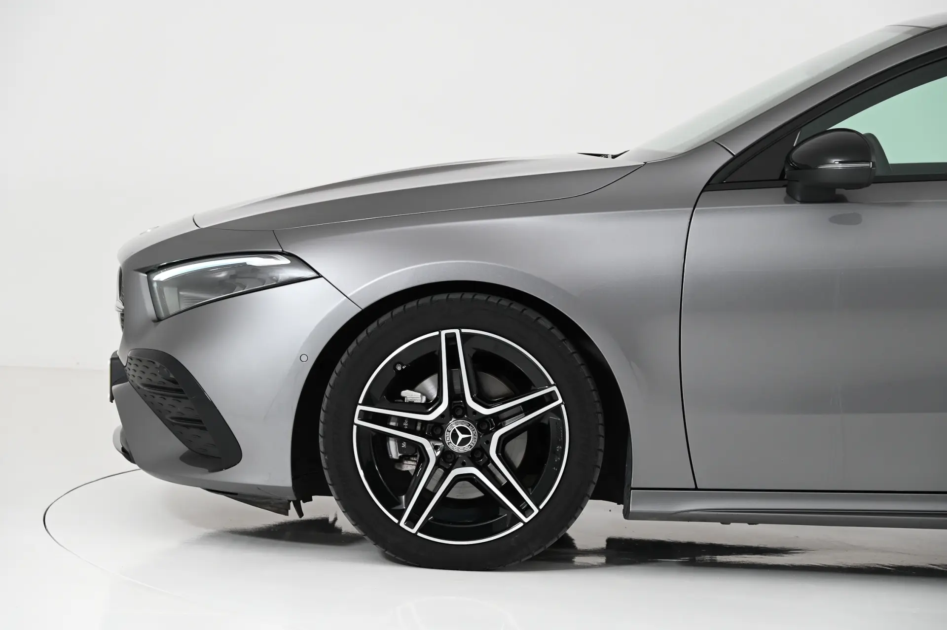 Mercedes-Benz A 200 Outro 10
