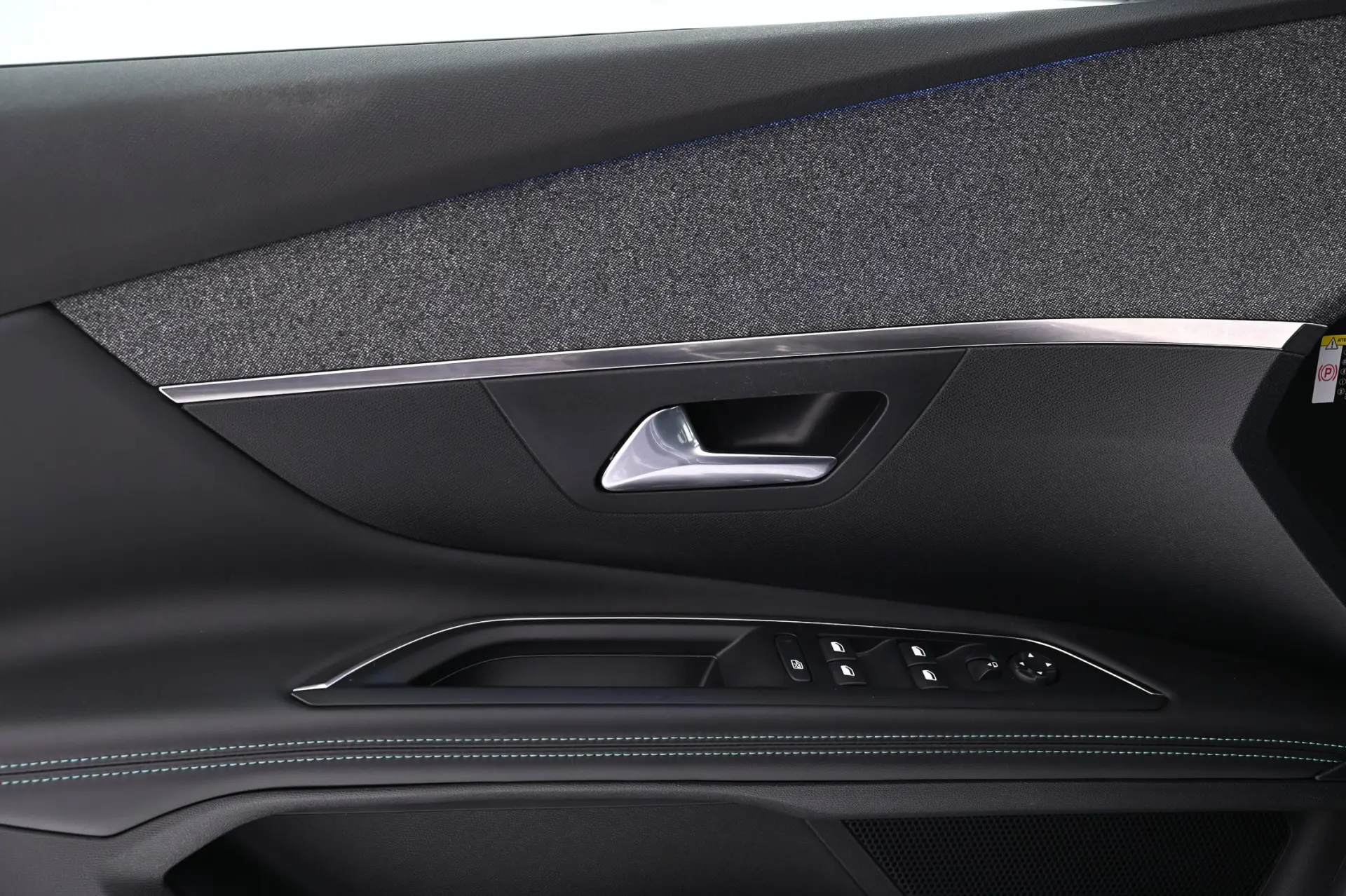 Peugeot 3008 1.2 PureTech Allure Pack EAT8 22