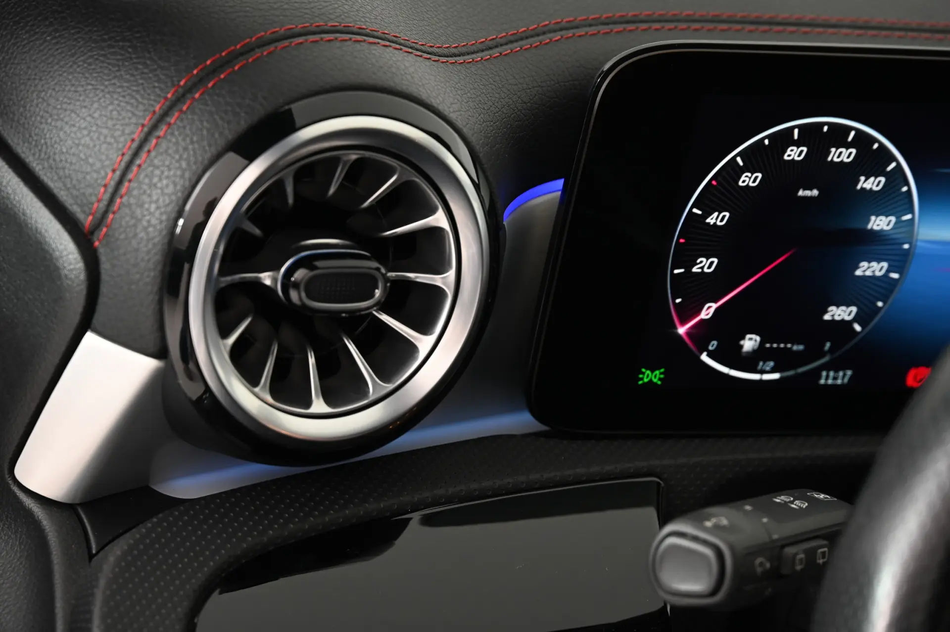 Mercedes-Benz CLA 200 d Shooting Brake AMG Line Aut. 23