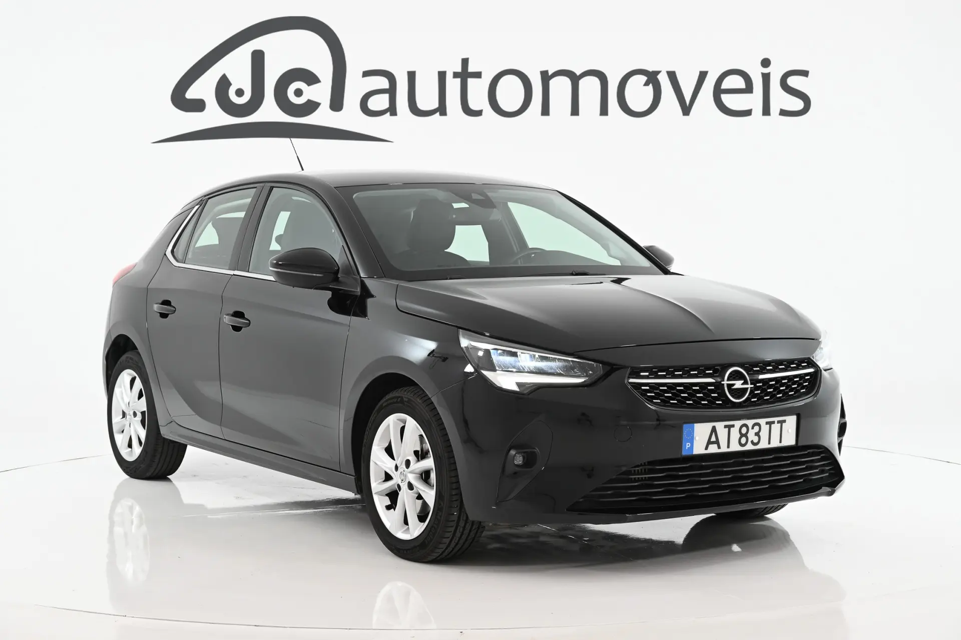 Opel Corsa 1.2 T Elegance 1
