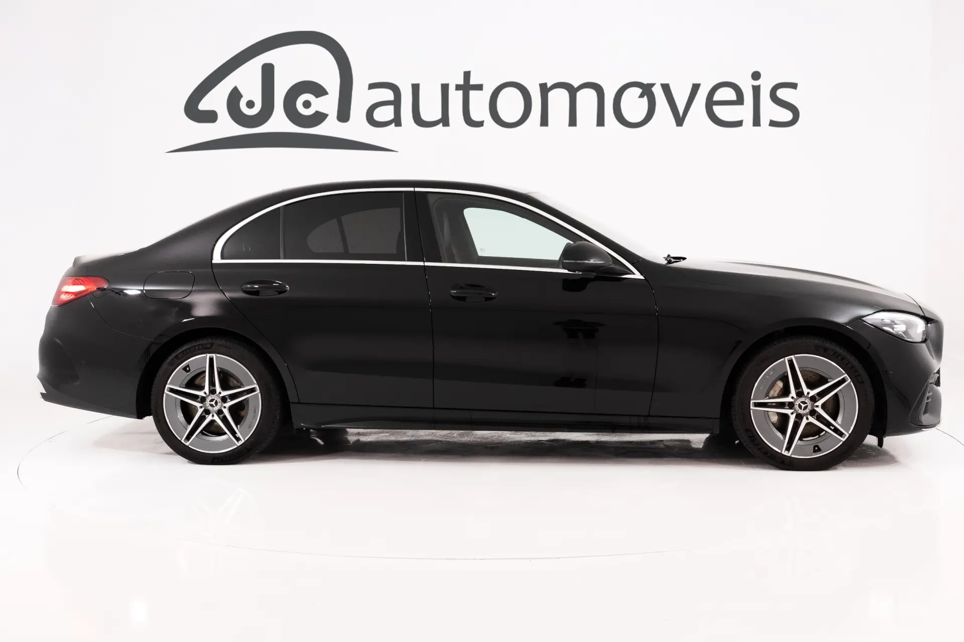 Mercedes-Benz C 300 e AMG Line 7