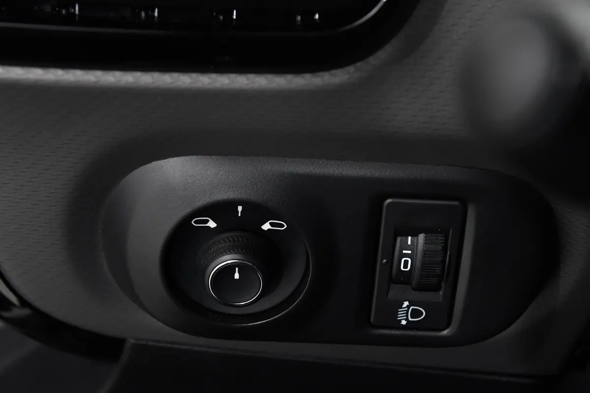 Citroën C4 Cactus 1.5 BlueHDi Shine 19