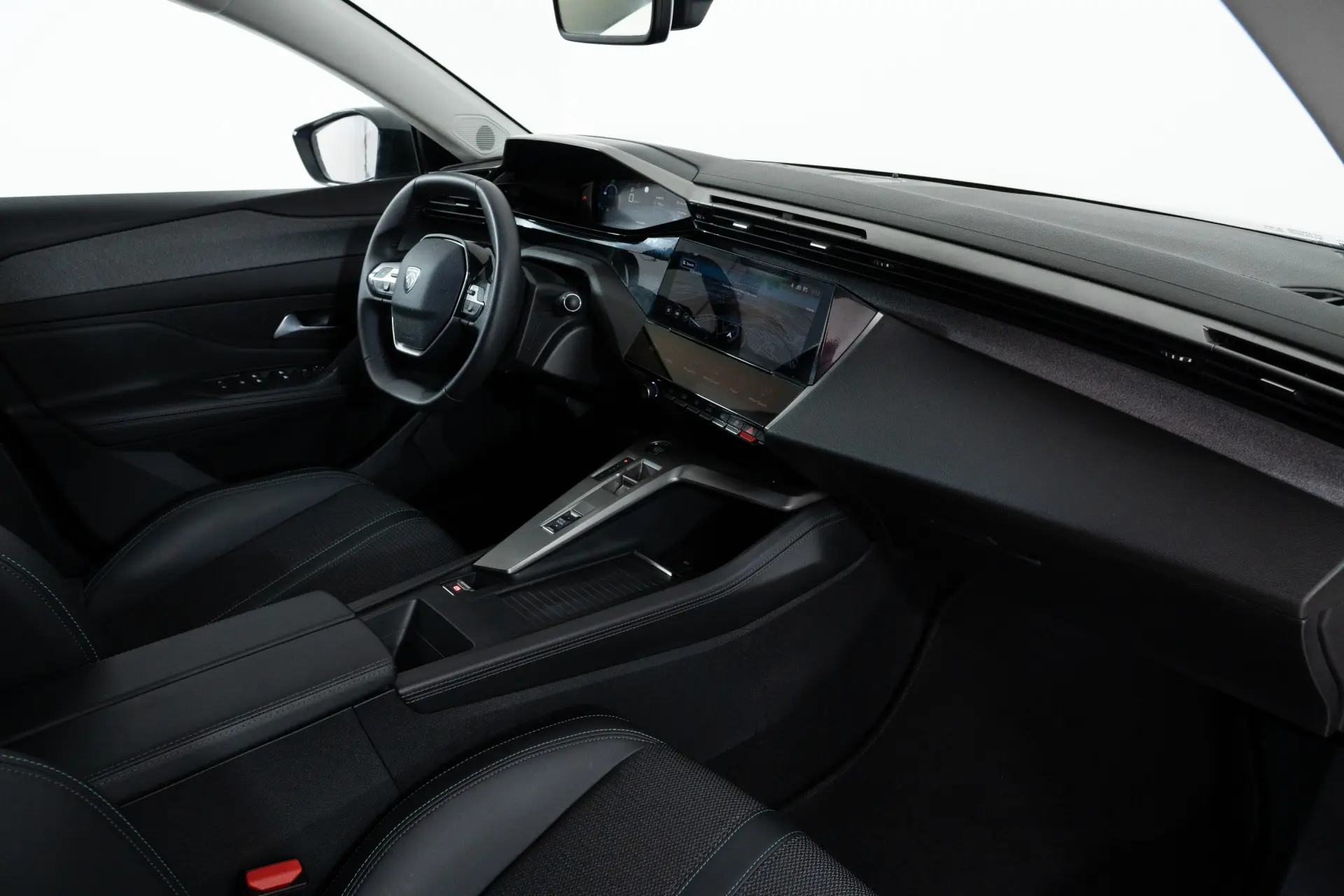 Peugeot 308 1.6 Hybrid Allure e-EAT8 30