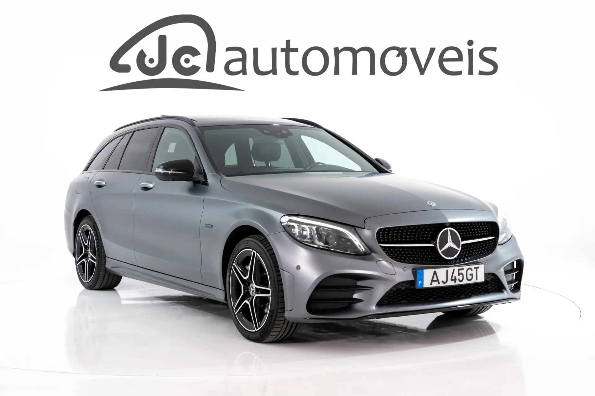 Mercedes-Benz C 300 e AMG Line 1