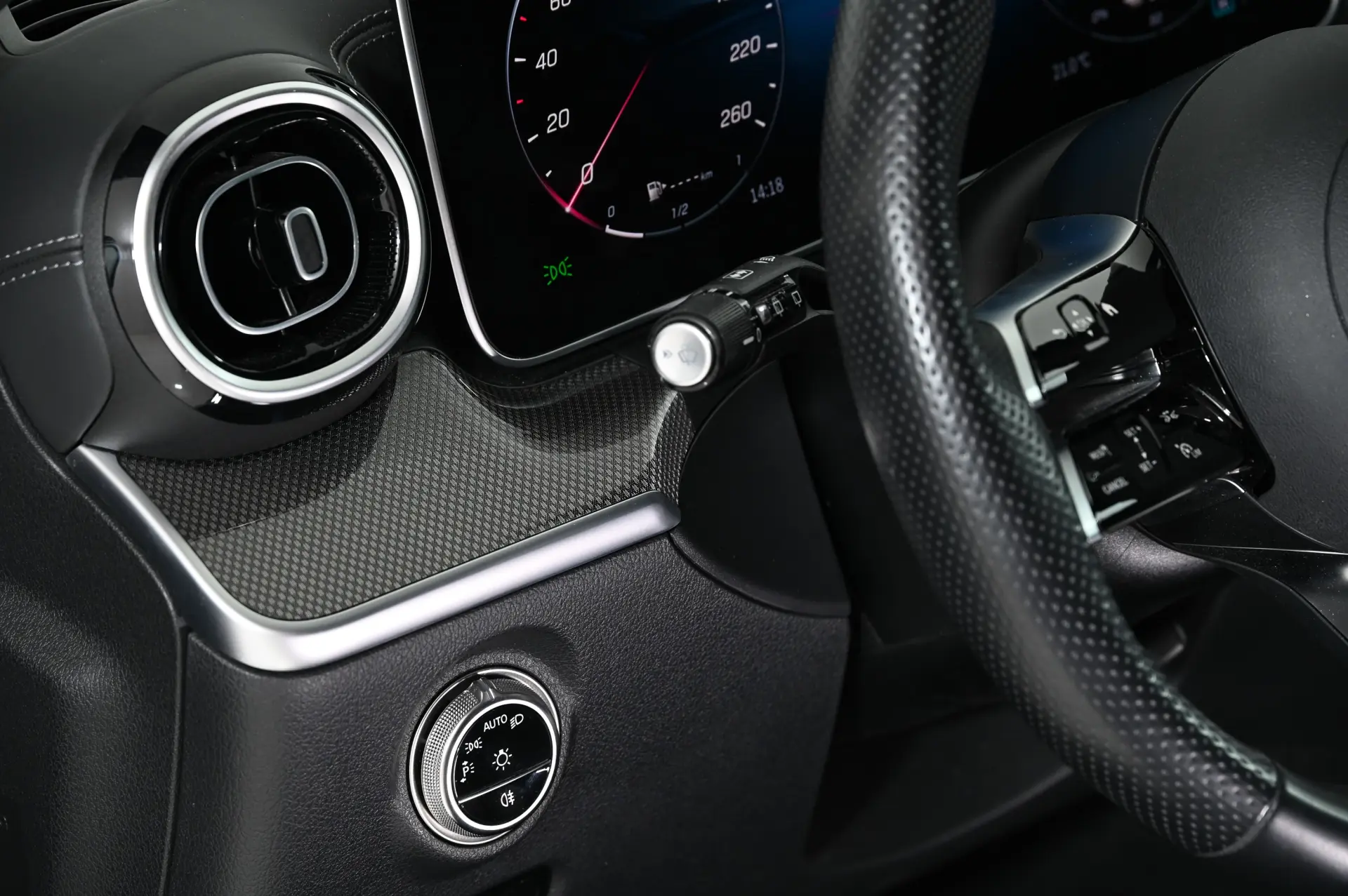 Mercedes-Benz C 300 de AMG Line 27