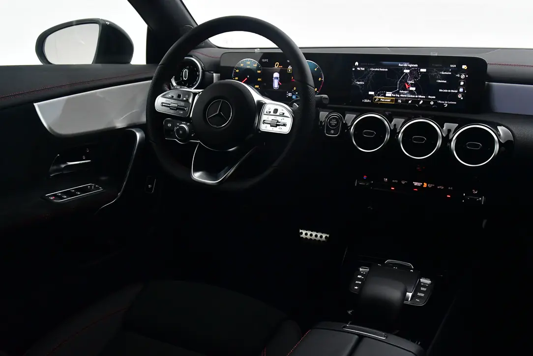 Mercedes-Benz CLA 180 d Shooting Brake AMG Line Aut. 21