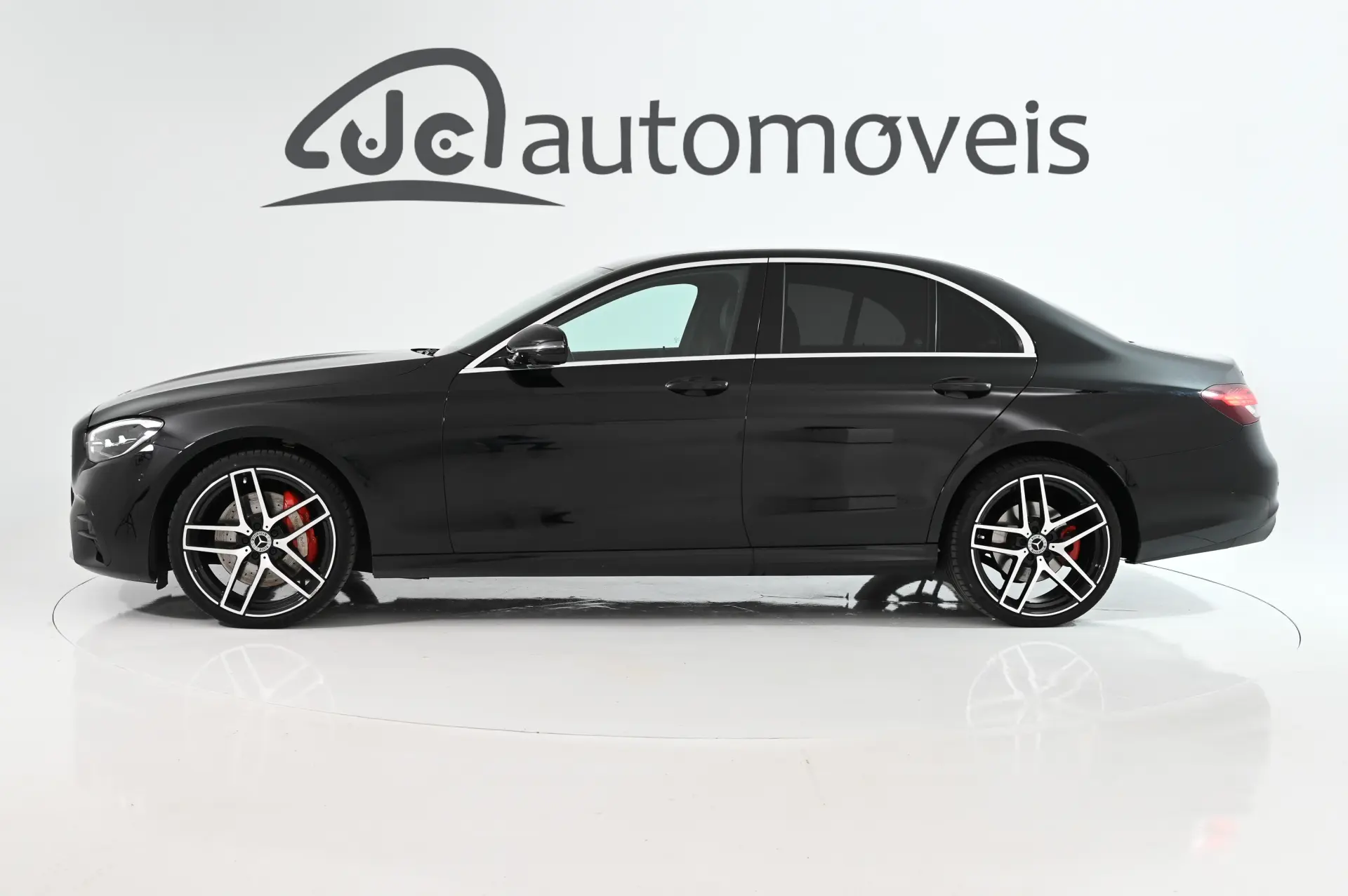 Mercedes-Benz E 300 de AMG Line 7