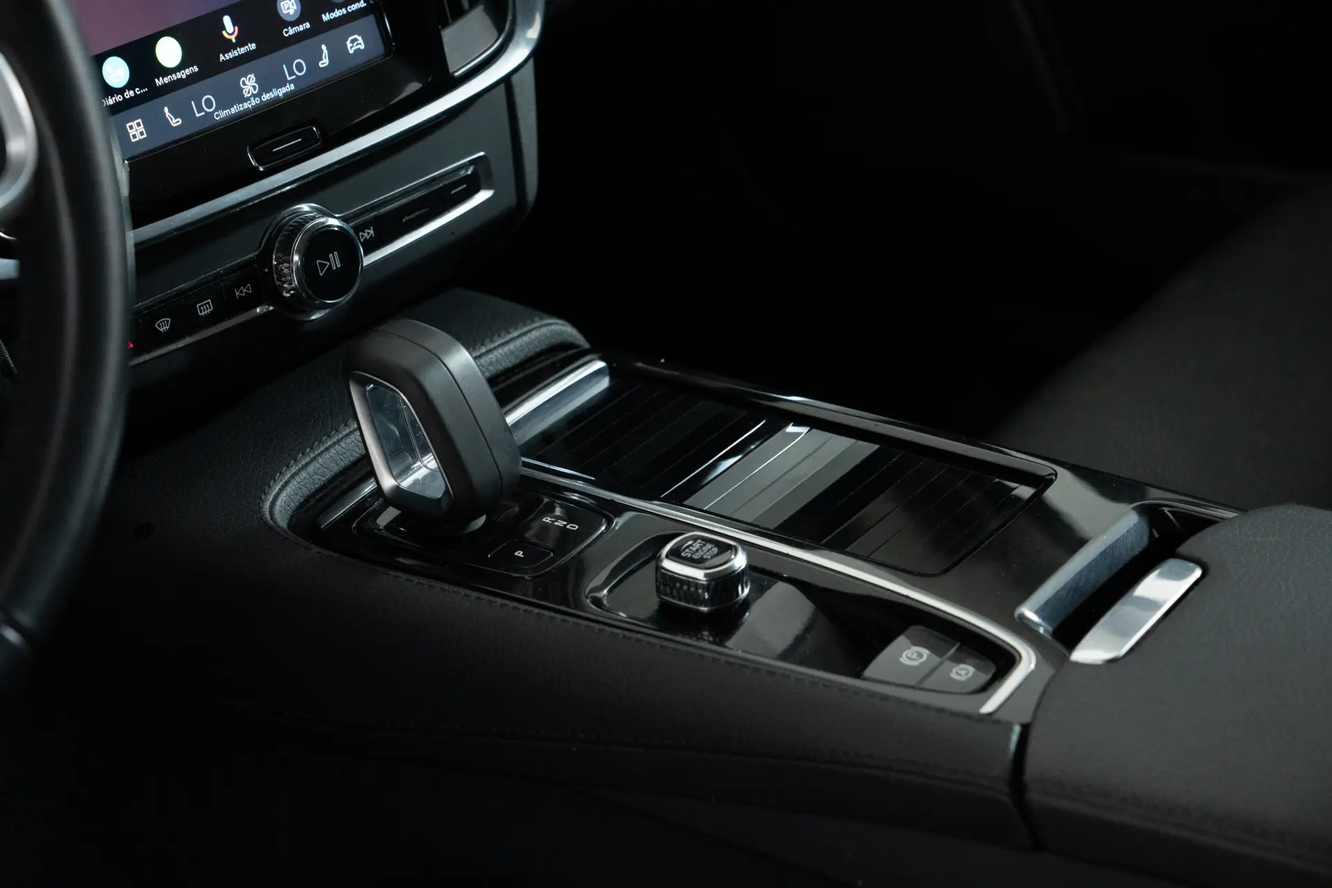 Volvo V90 2.0 T6 PHEV Inscription Expression AWD 21