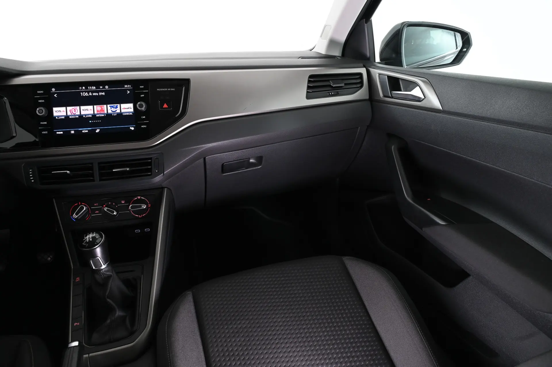 Volkswagen Polo 1.0 TSI Confortline 12