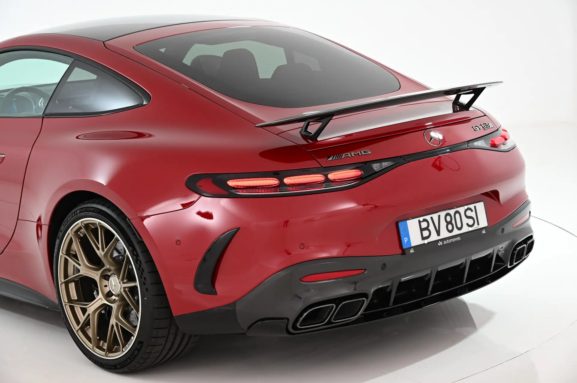 Mercedes-Benz AMG GT 63 Pro 4Matic+ 13
